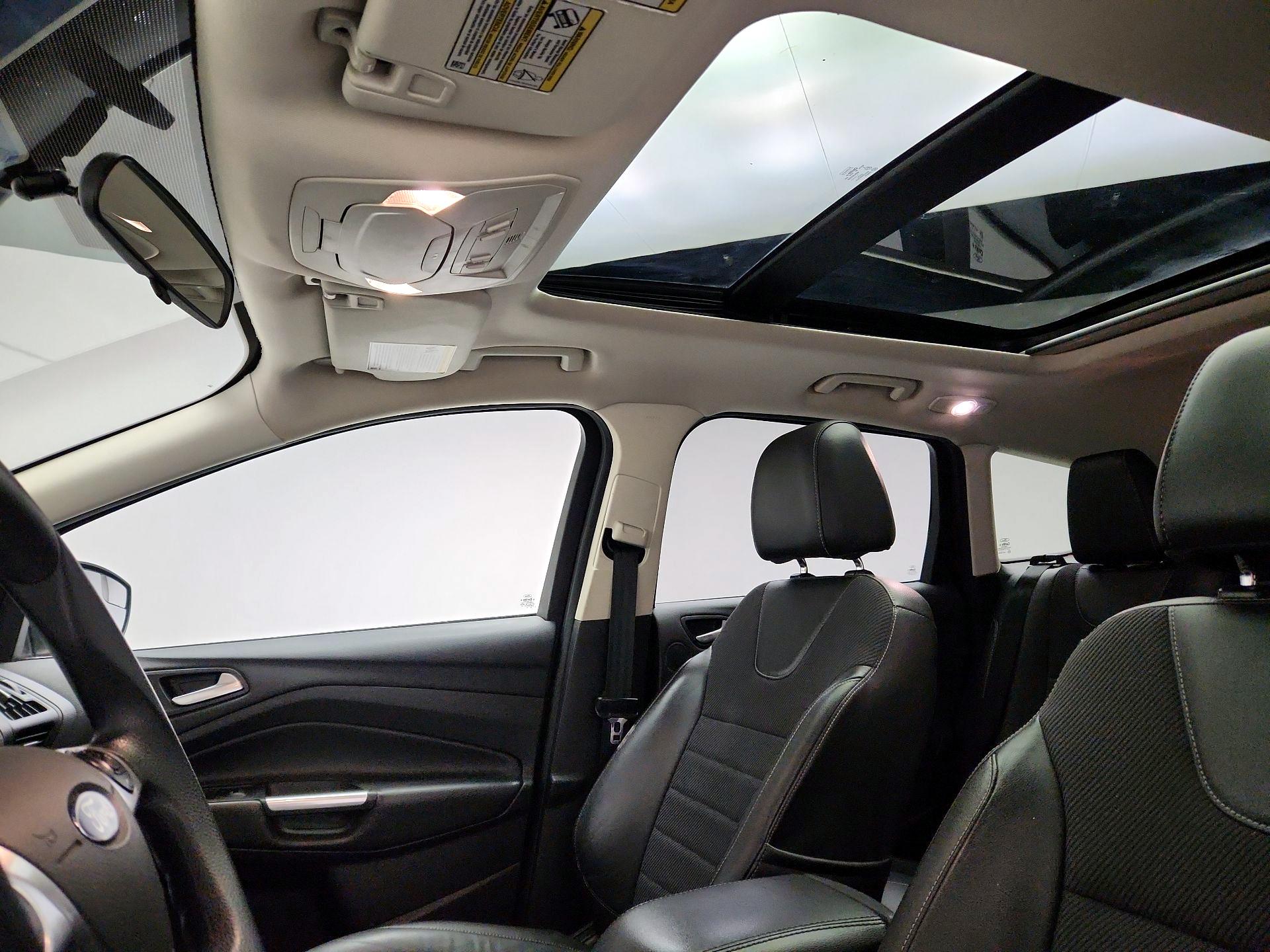Thumbnail: 2015 Ford Escape - 18