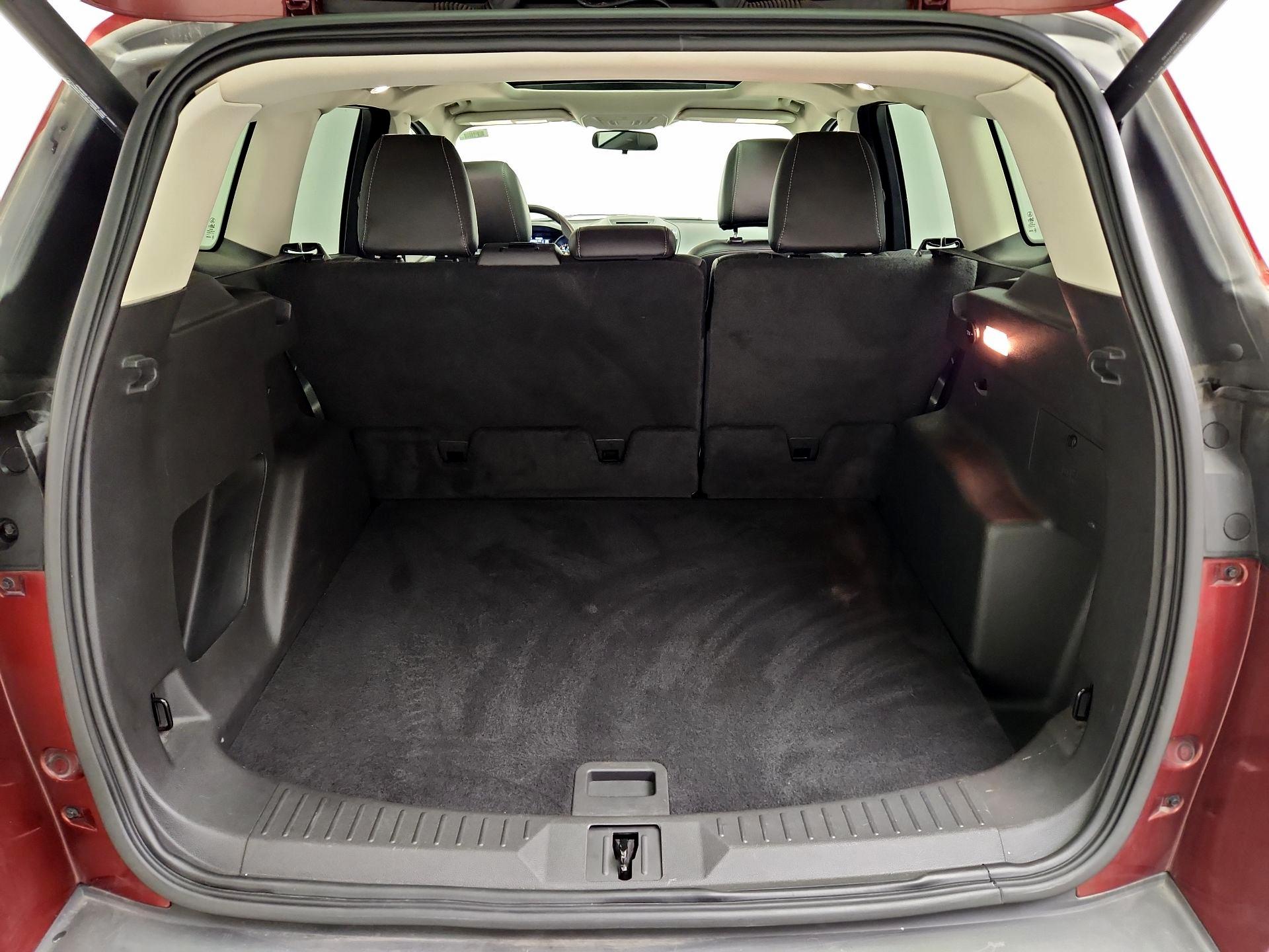 Thumbnail: 2015 Ford Escape - 20