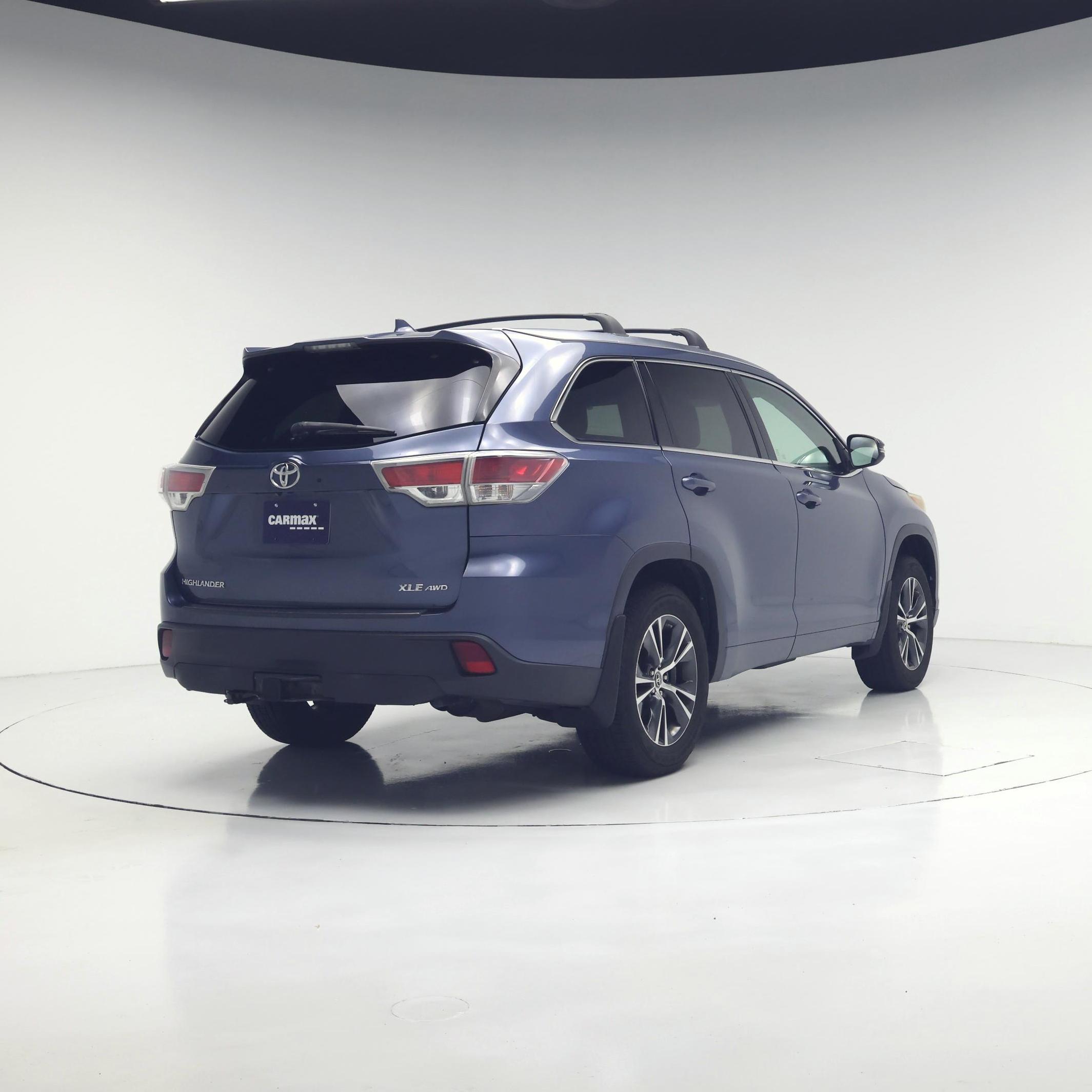 Thumbnail: 2016 Toyota Highlander - 8