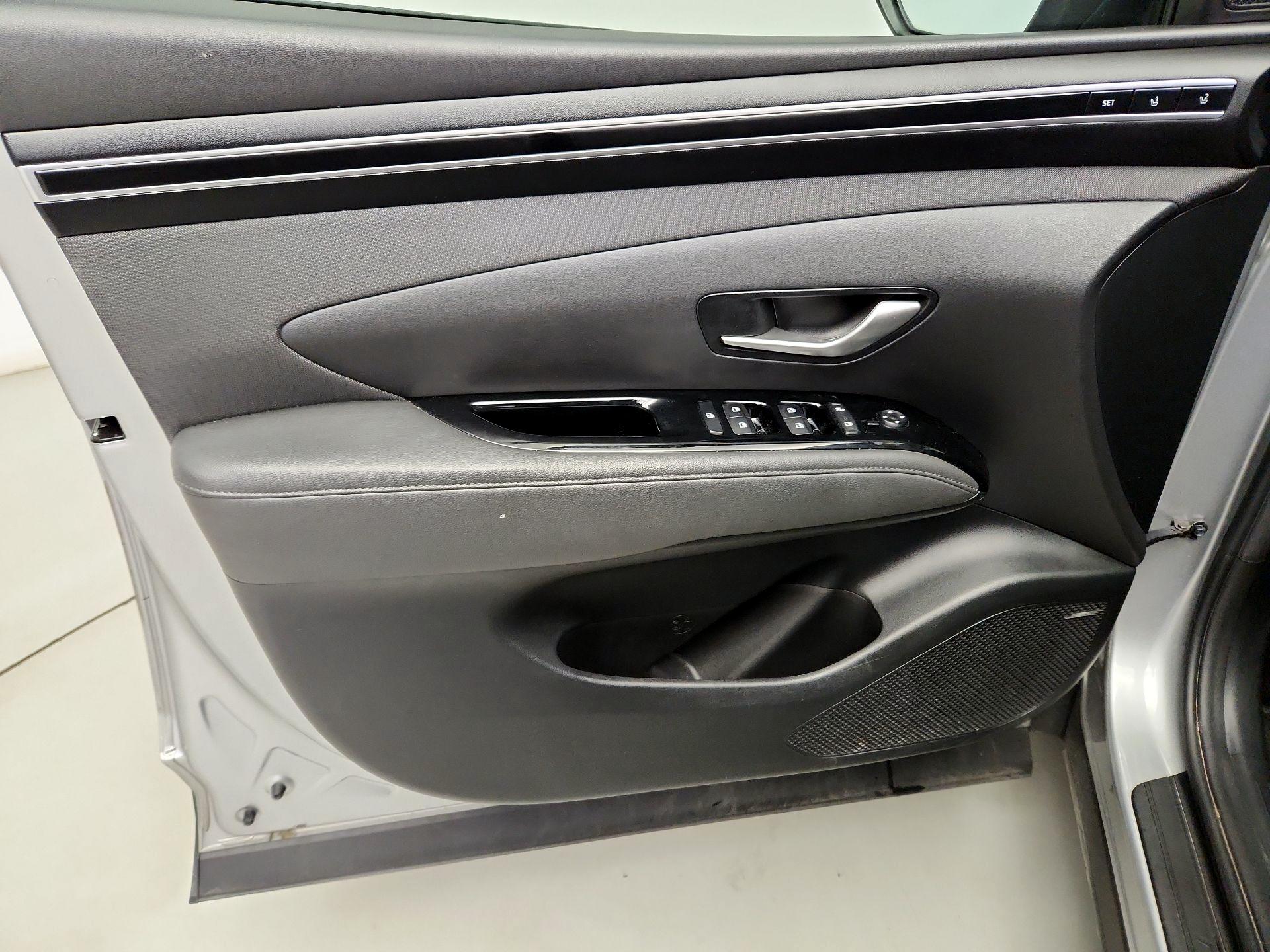 Thumbnail: 2022 Hyundai Tucson - 12