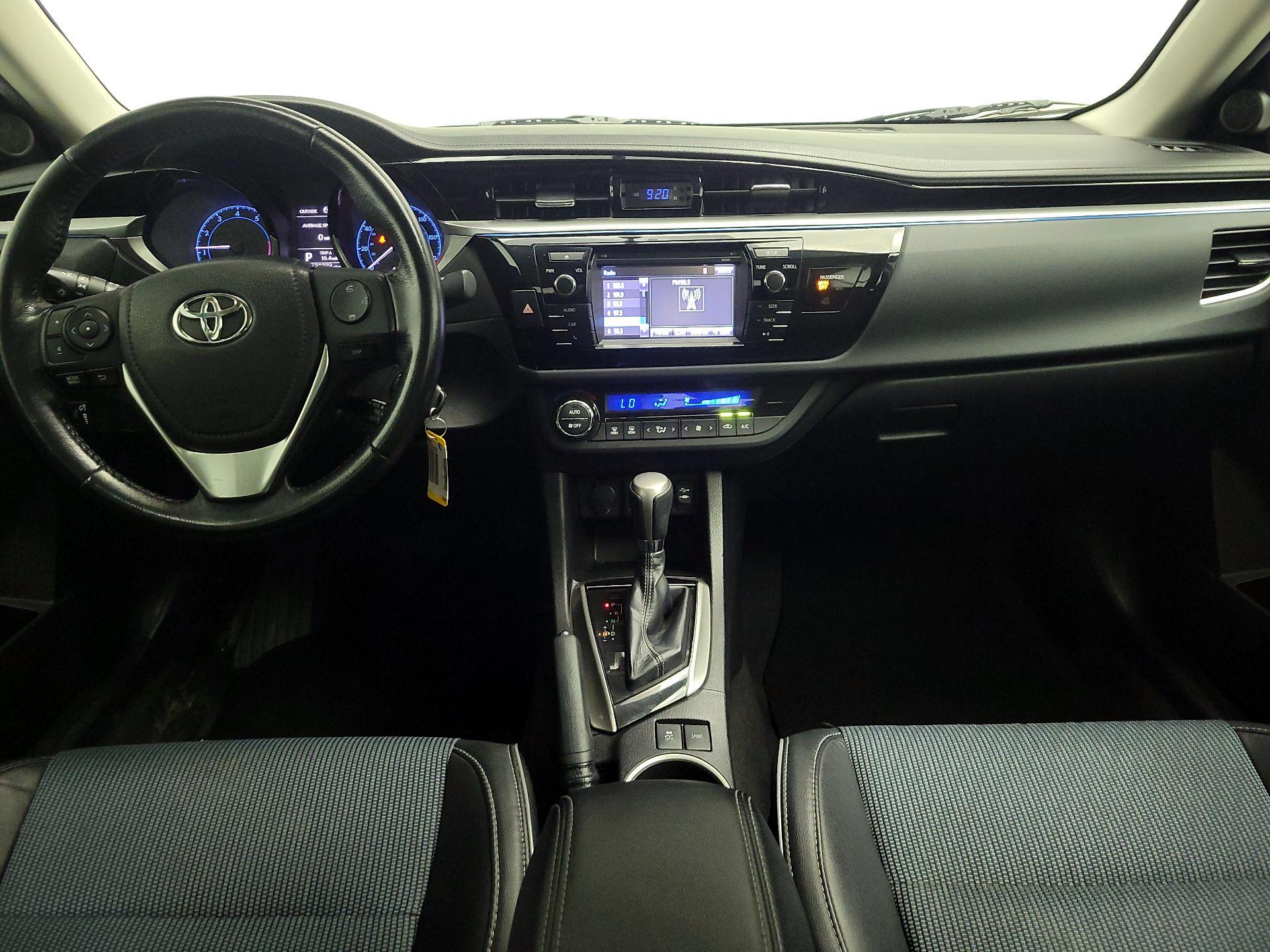 Thumbnail: 2015 Toyota Corolla - 9