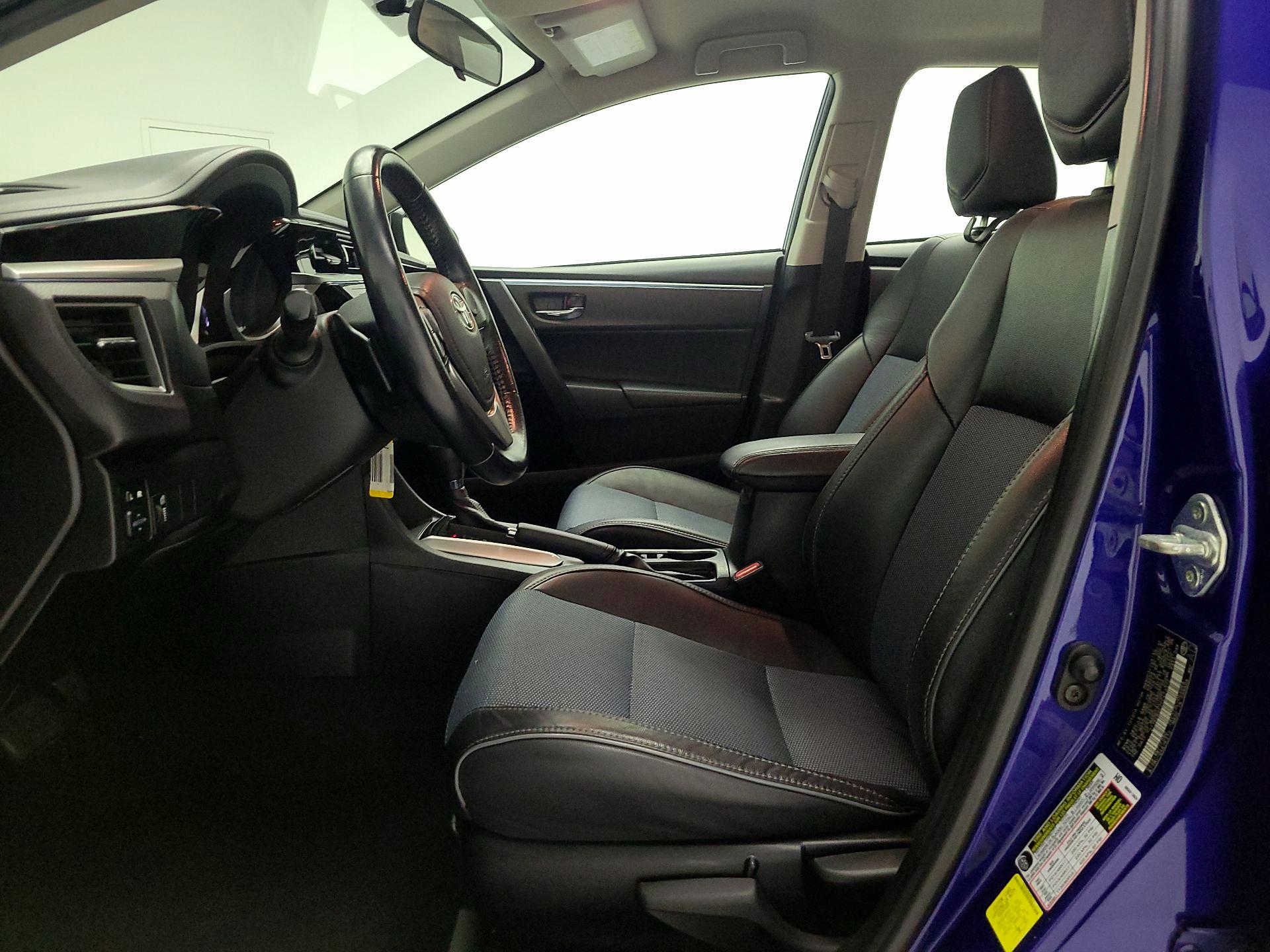 Thumbnail: 2015 Toyota Corolla - 11