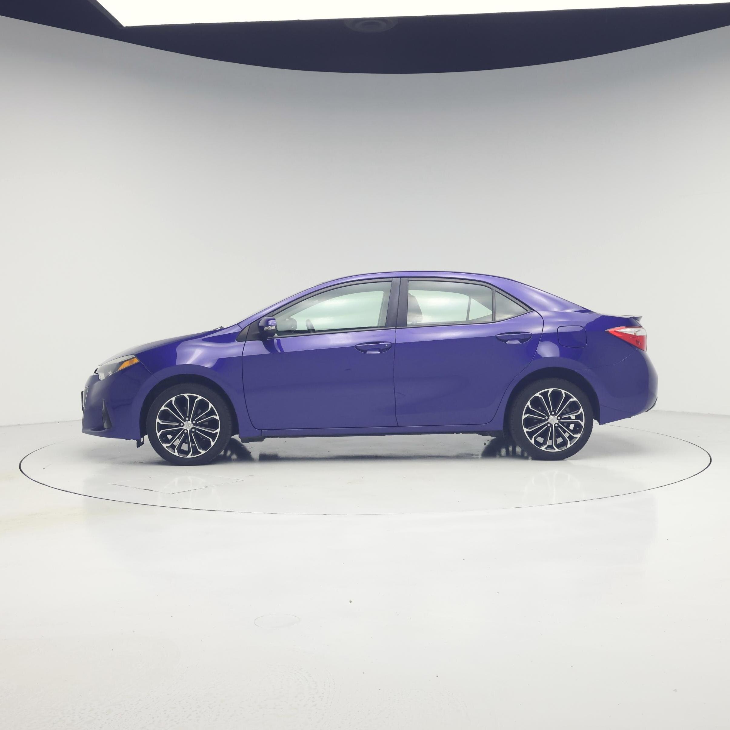 Thumbnail: 2015 Toyota Corolla - 3