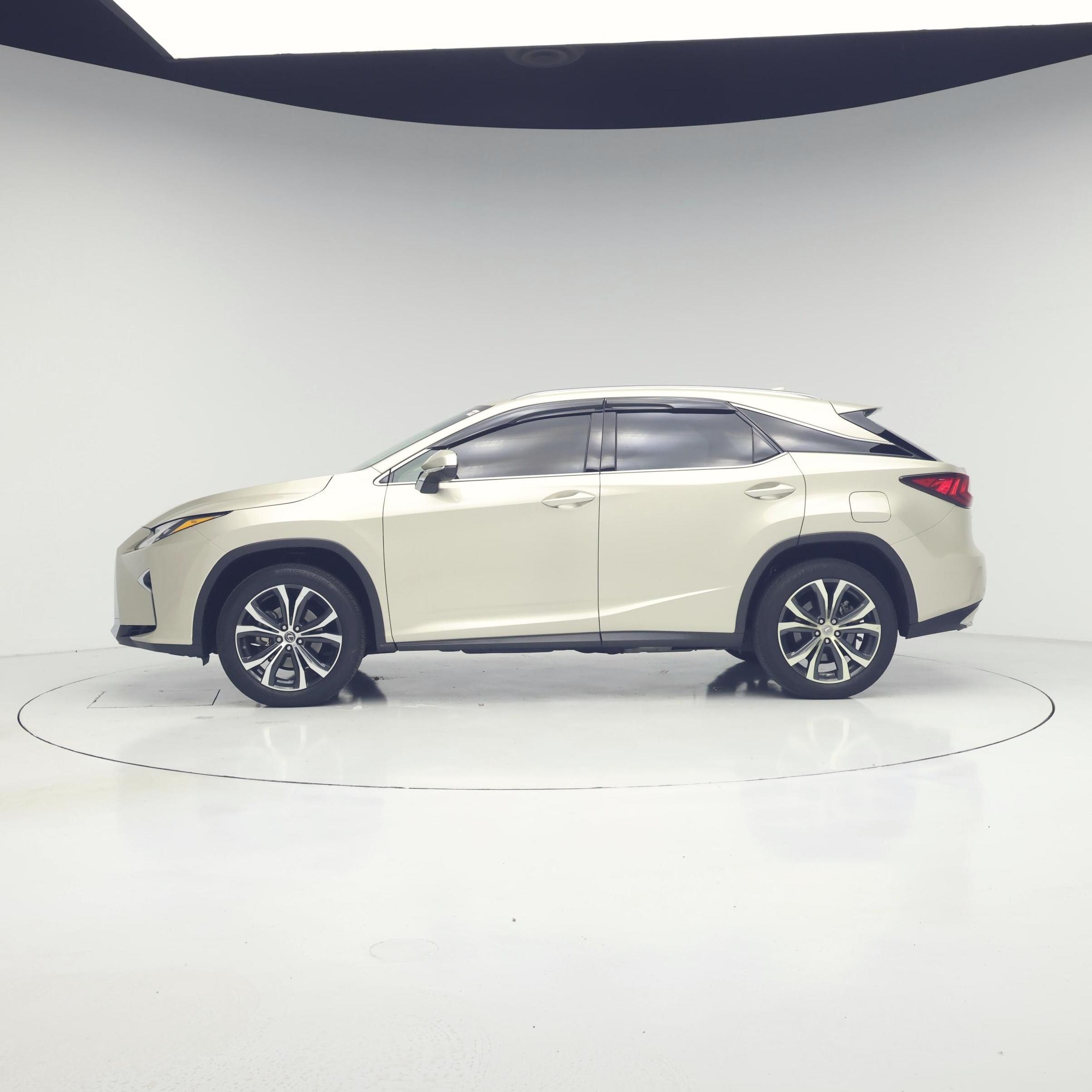 Thumbnail: 2019 Lexus RX - 3