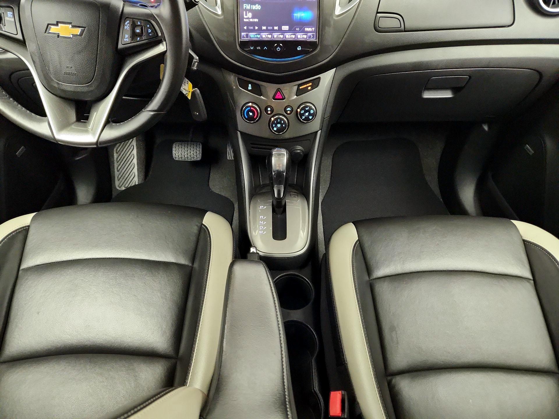 Thumbnail: 2016 Chevrolet Trax - 17