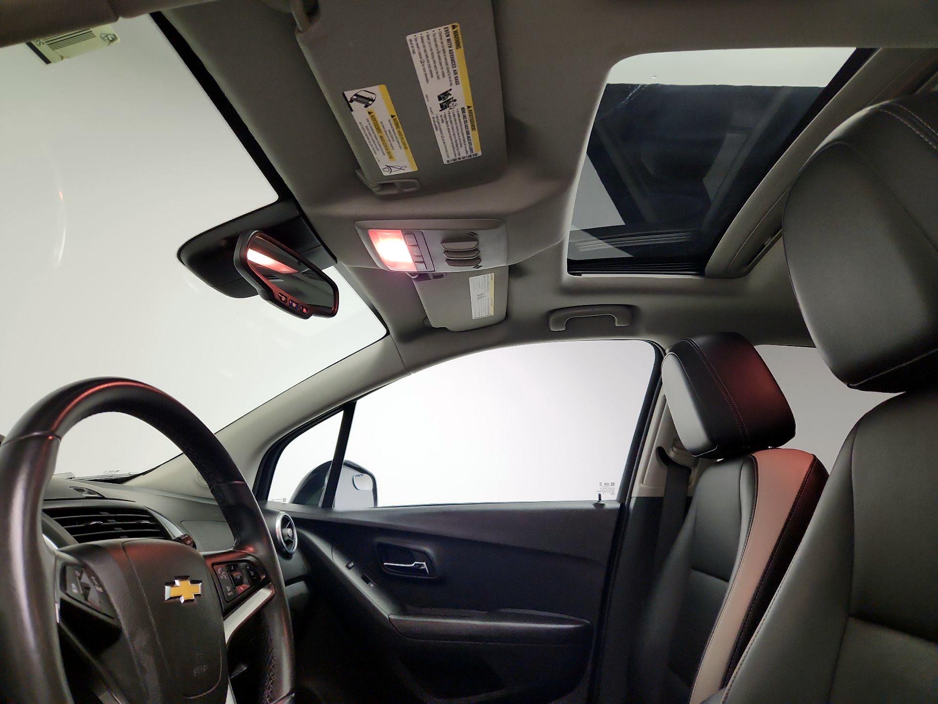 Thumbnail: 2016 Chevrolet Trax - 19