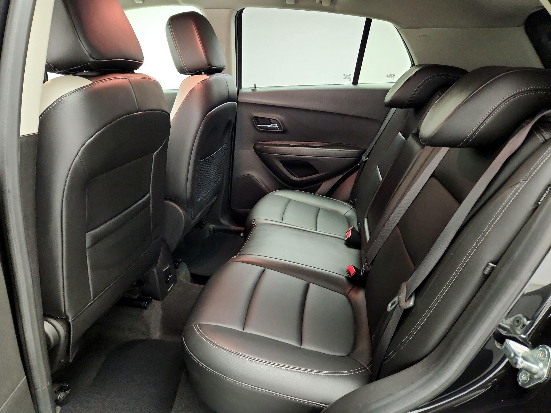 Thumbnail: 2016 Chevrolet Trax - 20