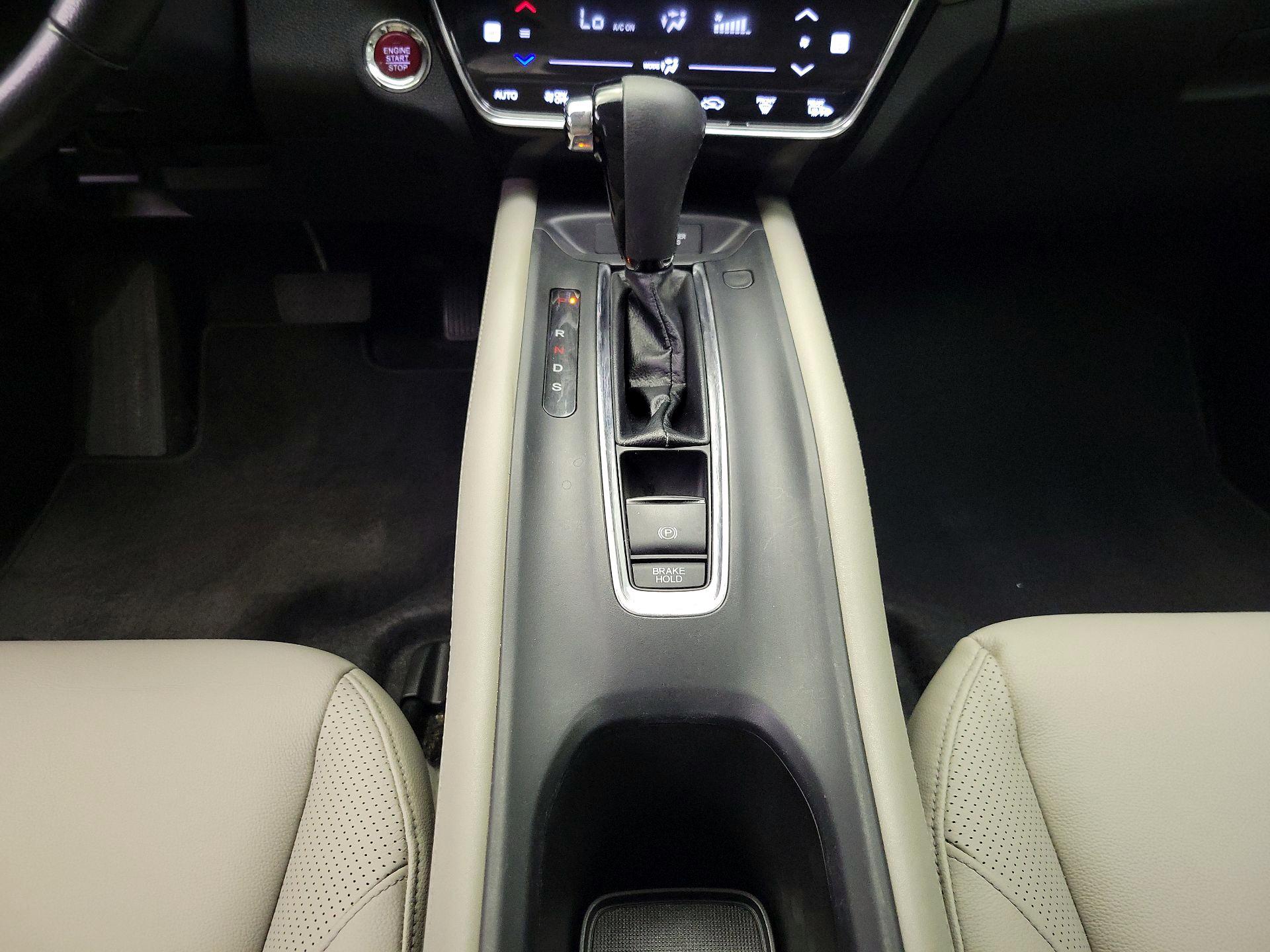 Thumbnail: 2016 Honda HR-V - 18
