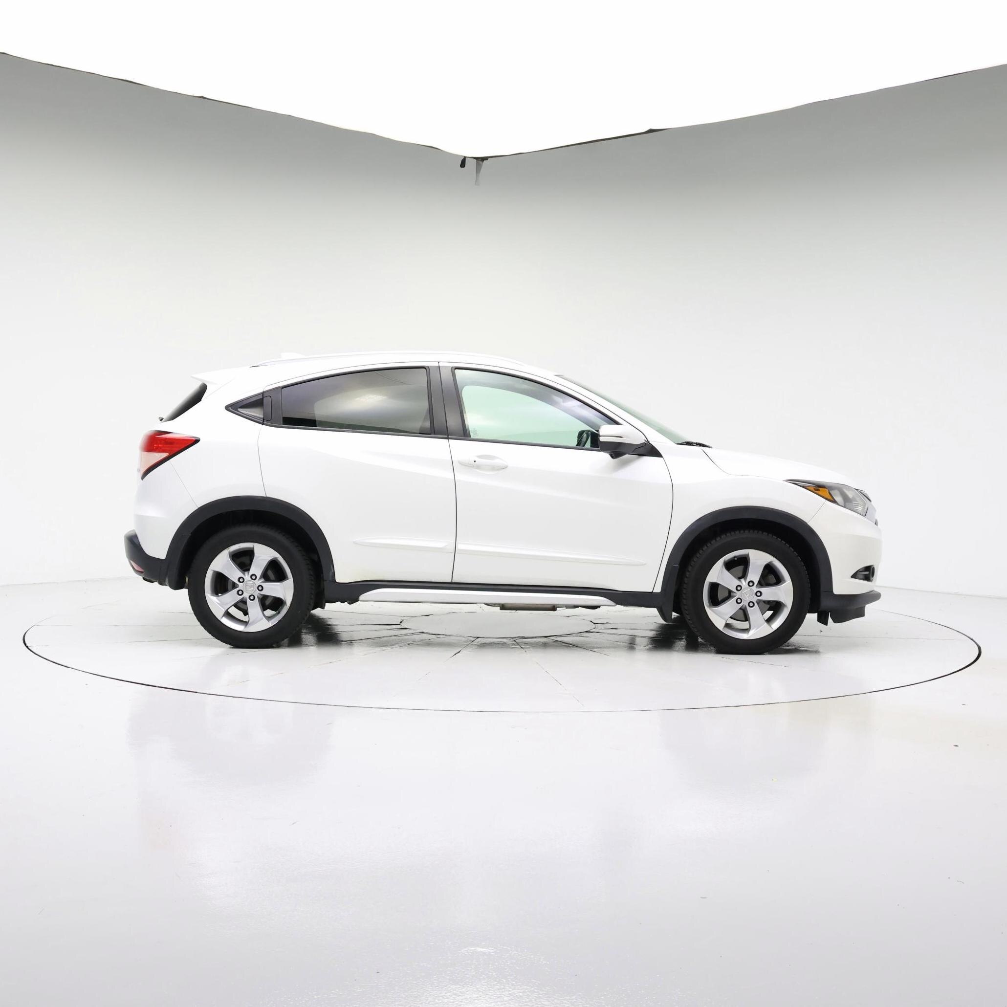 Thumbnail: 2016 Honda HR-V - 7