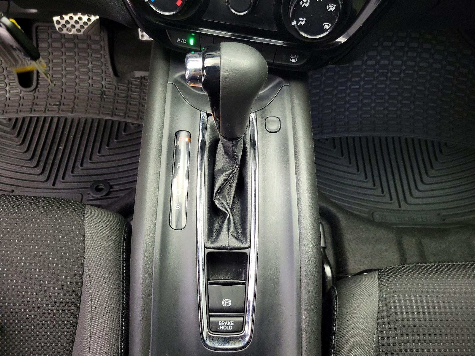 2022 Honda HR-V Sport - Photo 18