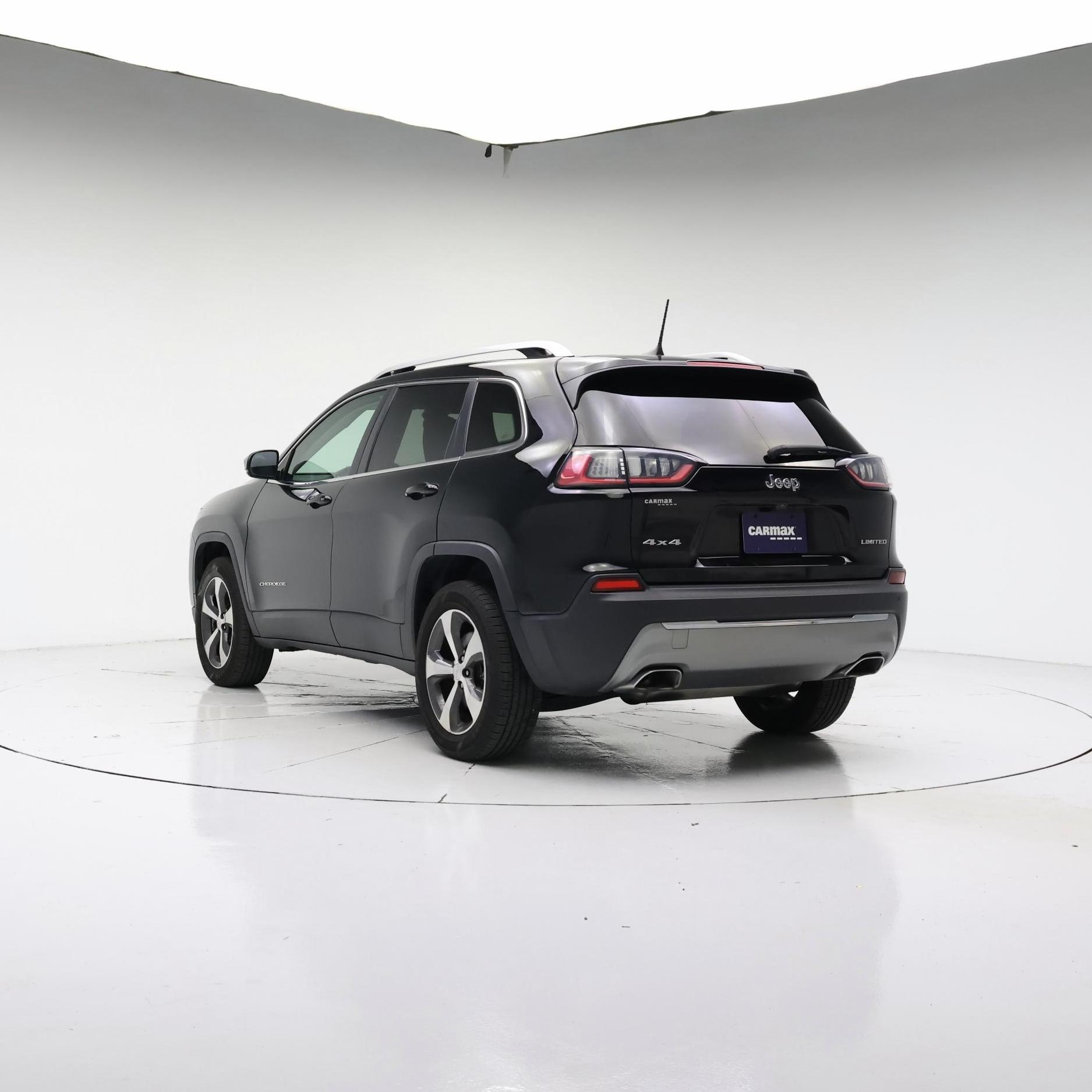 Thumbnail: 2019 Jeep Cherokee - 2
