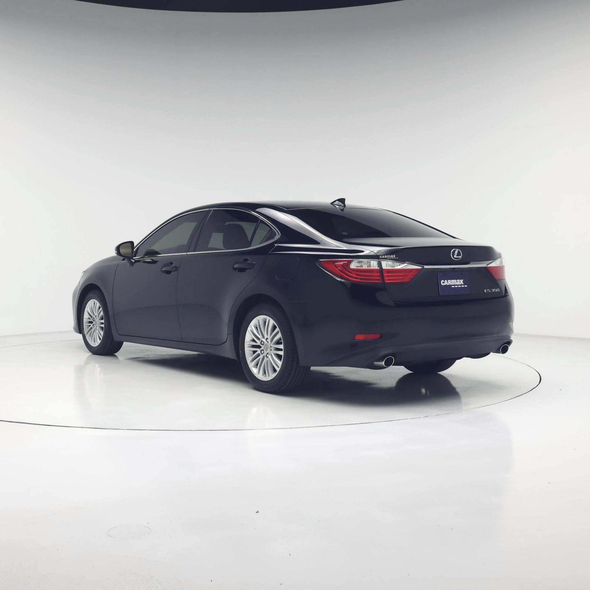 Thumbnail: 2015 Lexus ES - 2
