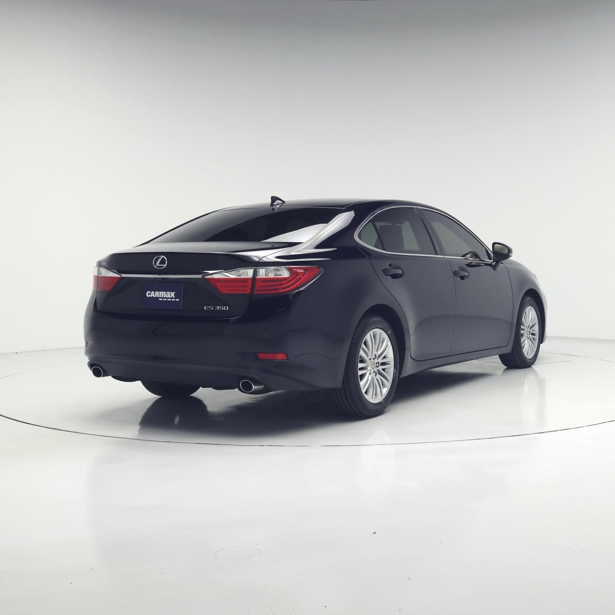 Thumbnail: 2015 Lexus ES - 8