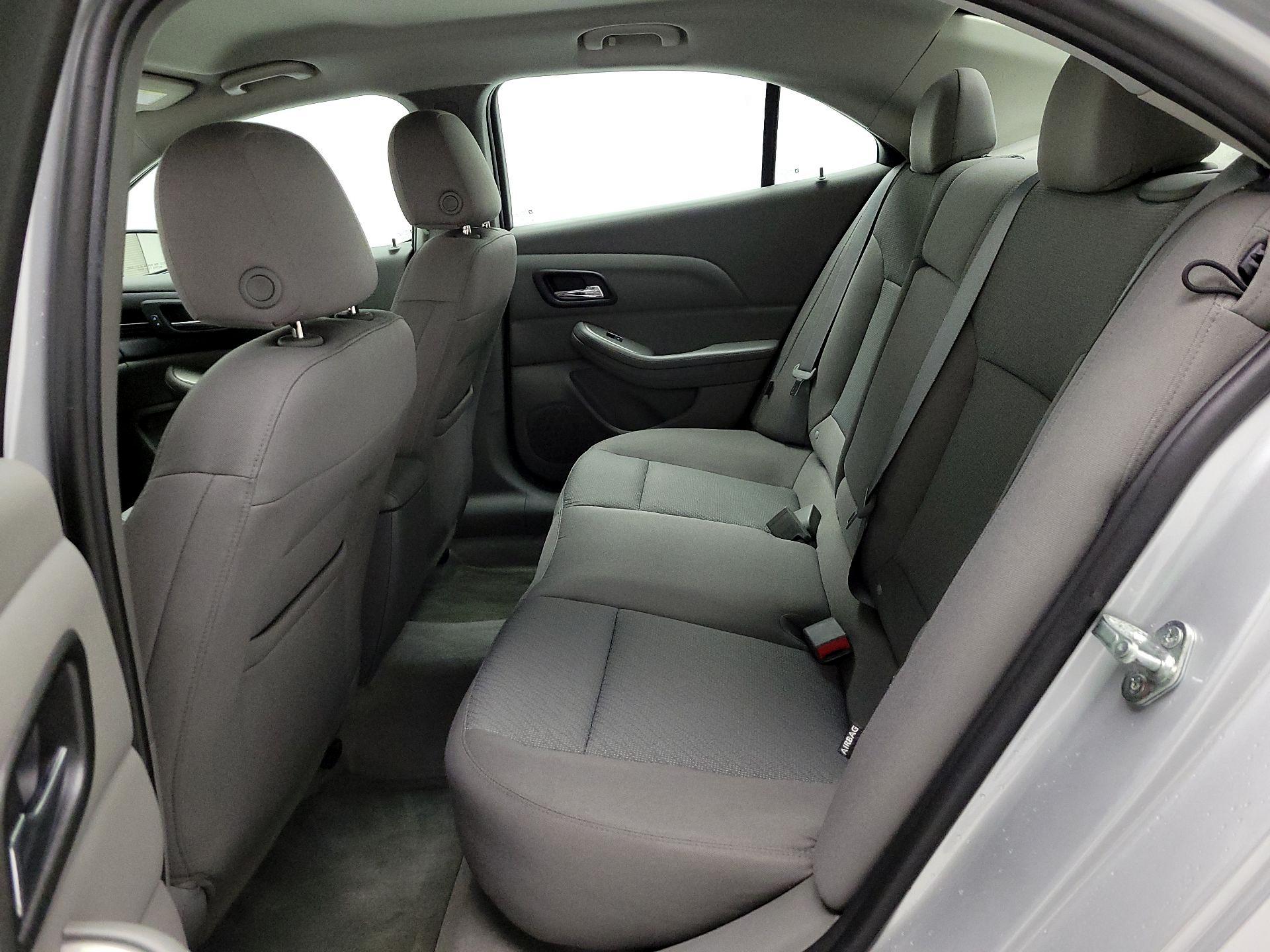 Thumbnail: 2014 Chevrolet Malibu - 17