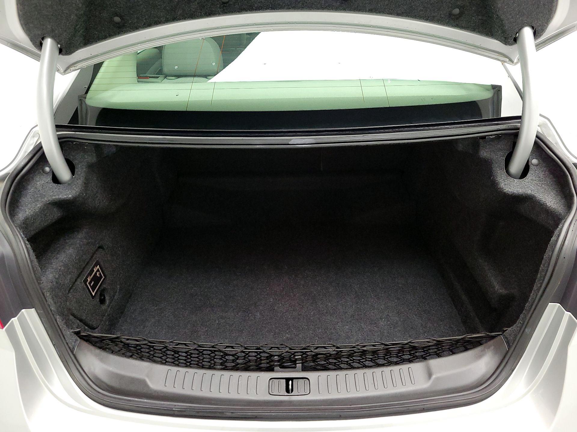 Thumbnail: 2014 Chevrolet Malibu - 18