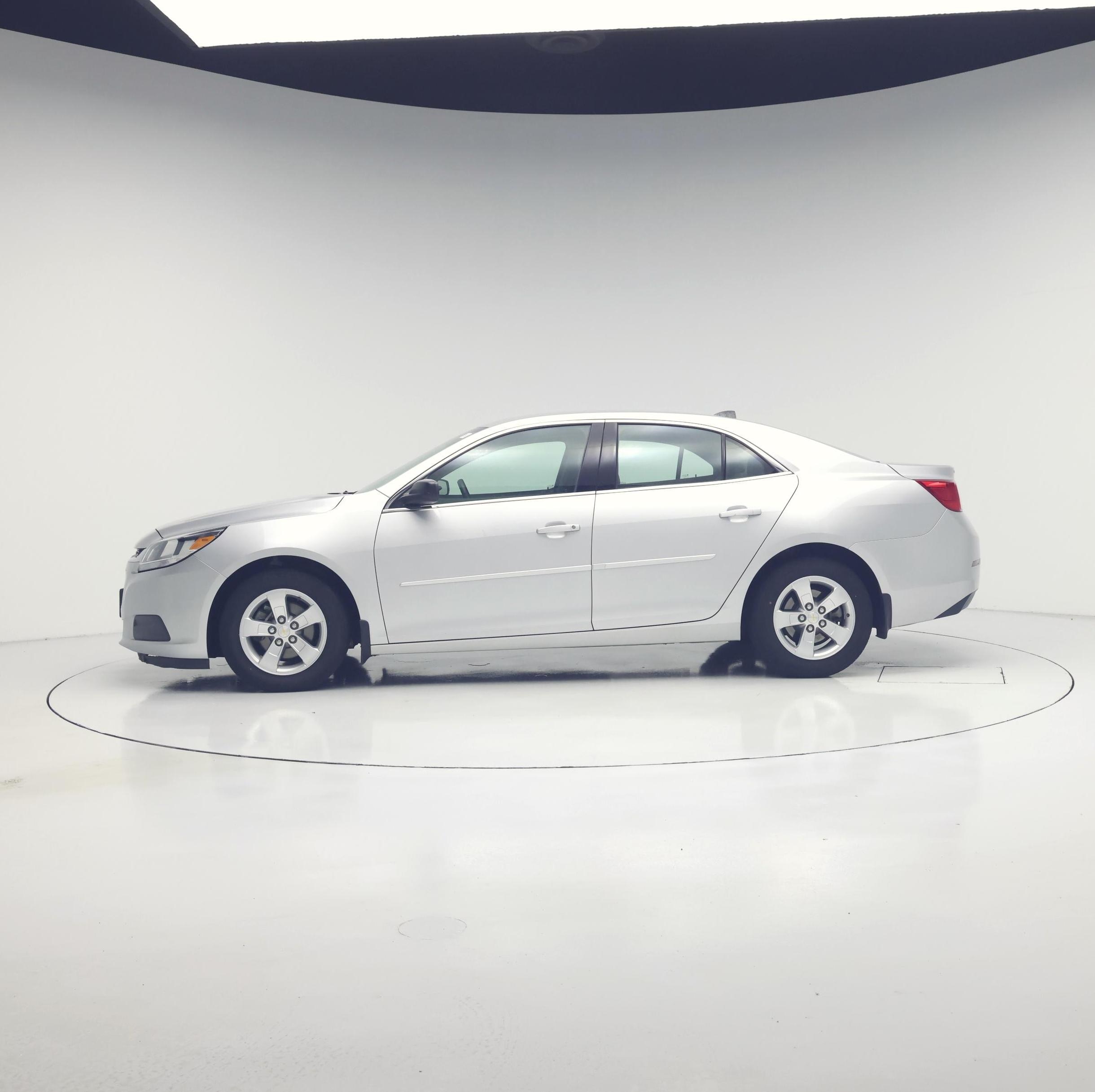 Thumbnail: 2014 Chevrolet Malibu - 3