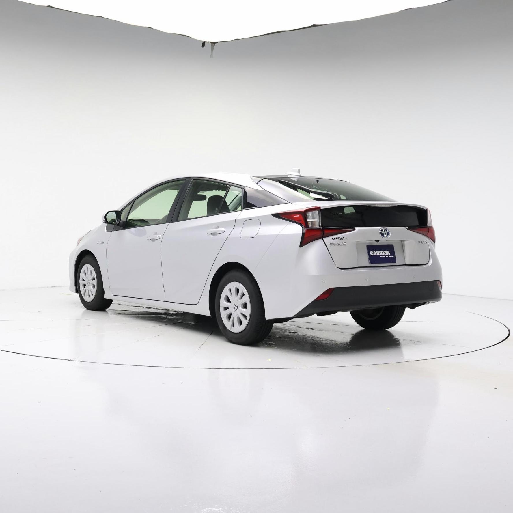 Thumbnail: 2022 Toyota Prius - 2
