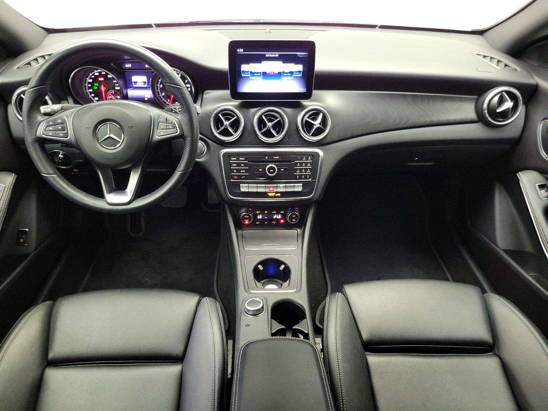 Thumbnail: 2019 Mercedes-Benz CLA - 9