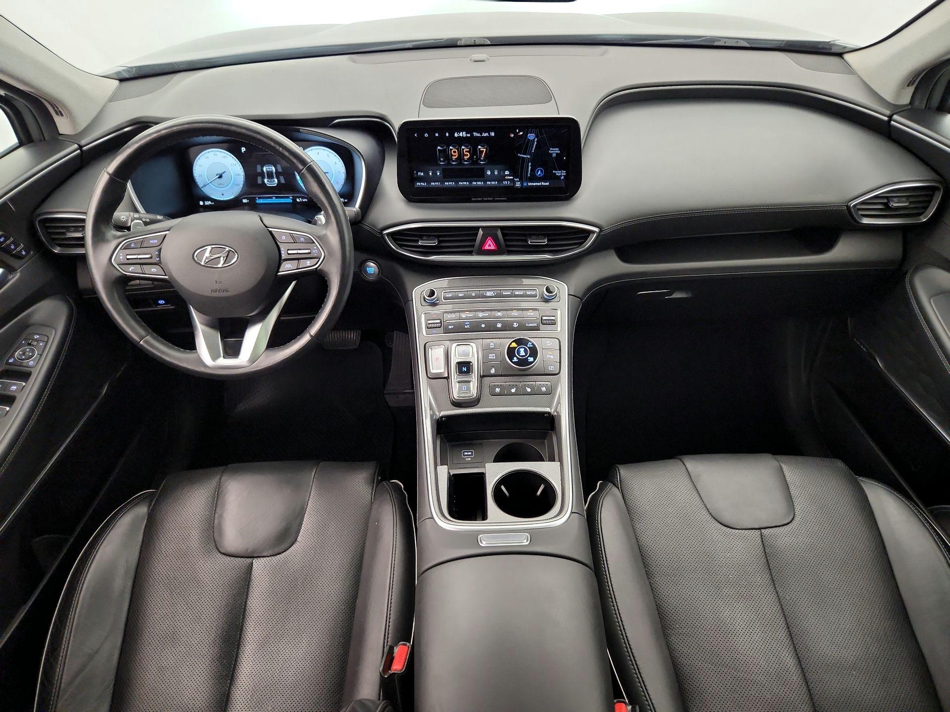 Thumbnail: 2022 Hyundai Santa Fe - 9