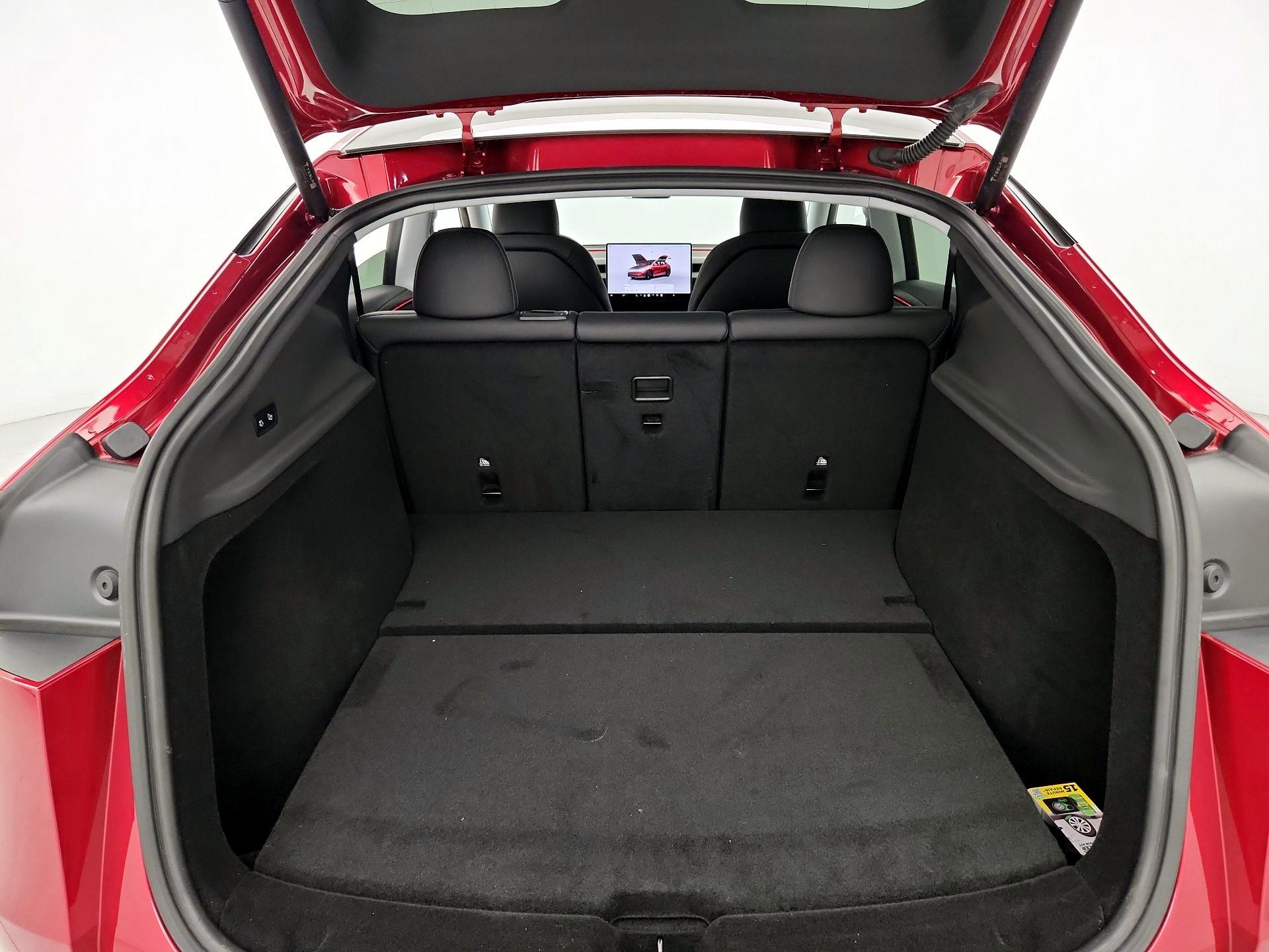 Thumbnail: 2026 Tesla Model Y - 20