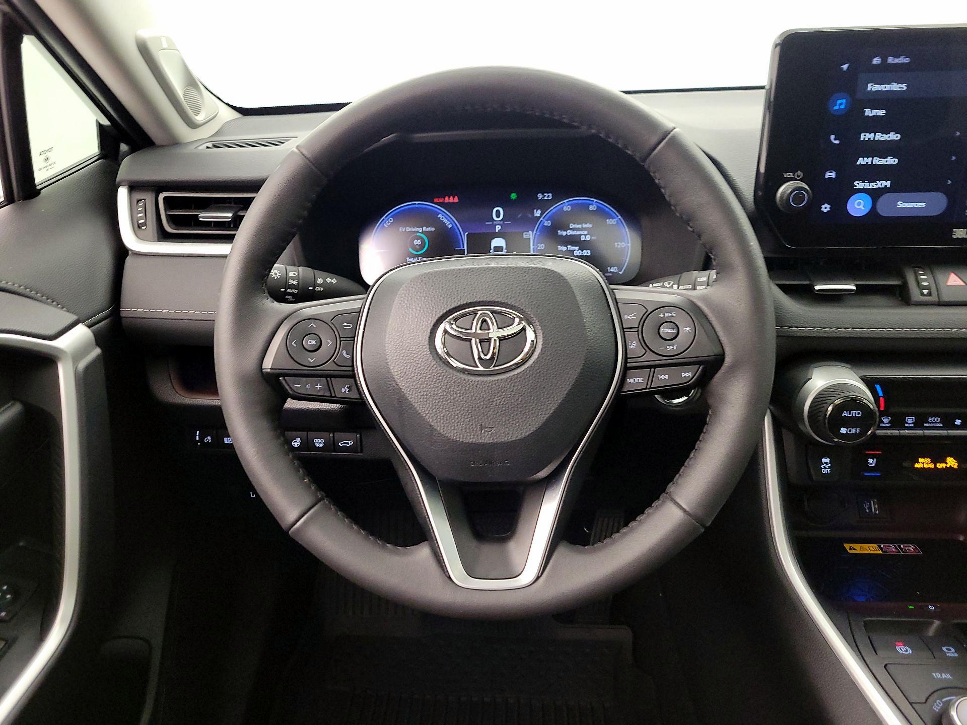 Thumbnail: 2024 Toyota RAV4 - 10