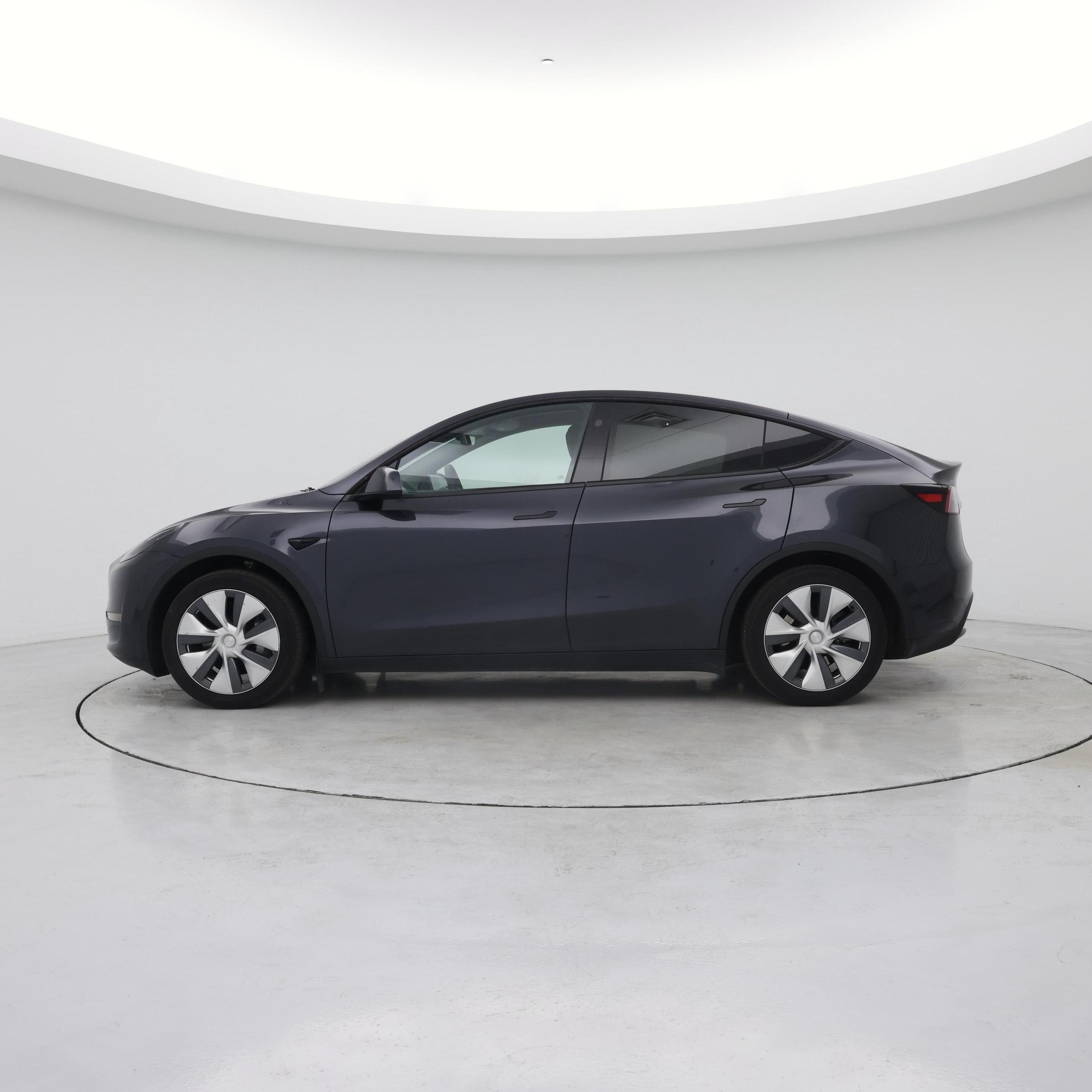 Thumbnail: 2024 Tesla Model Y - 3