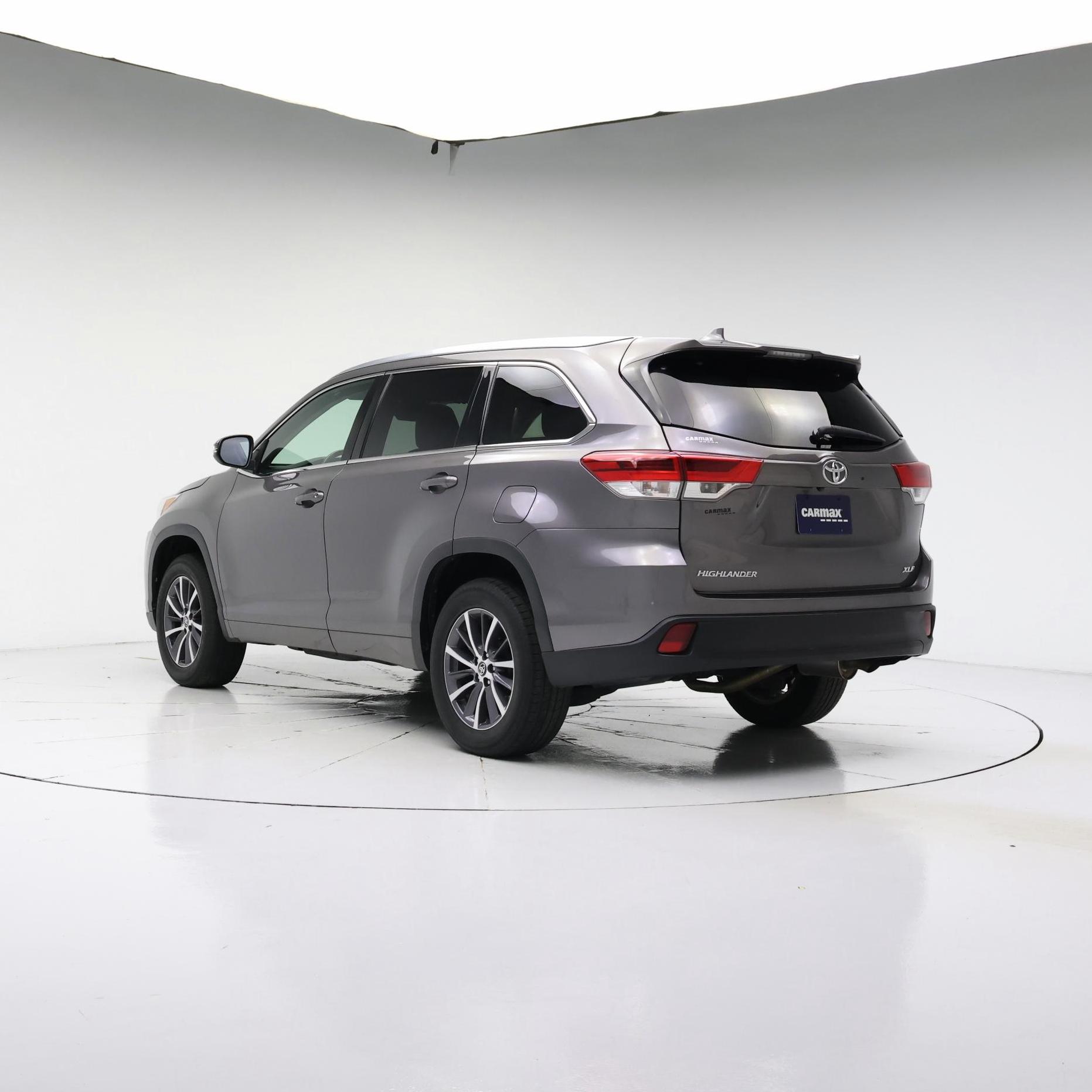 Thumbnail: 2018 Toyota Highlander - 2