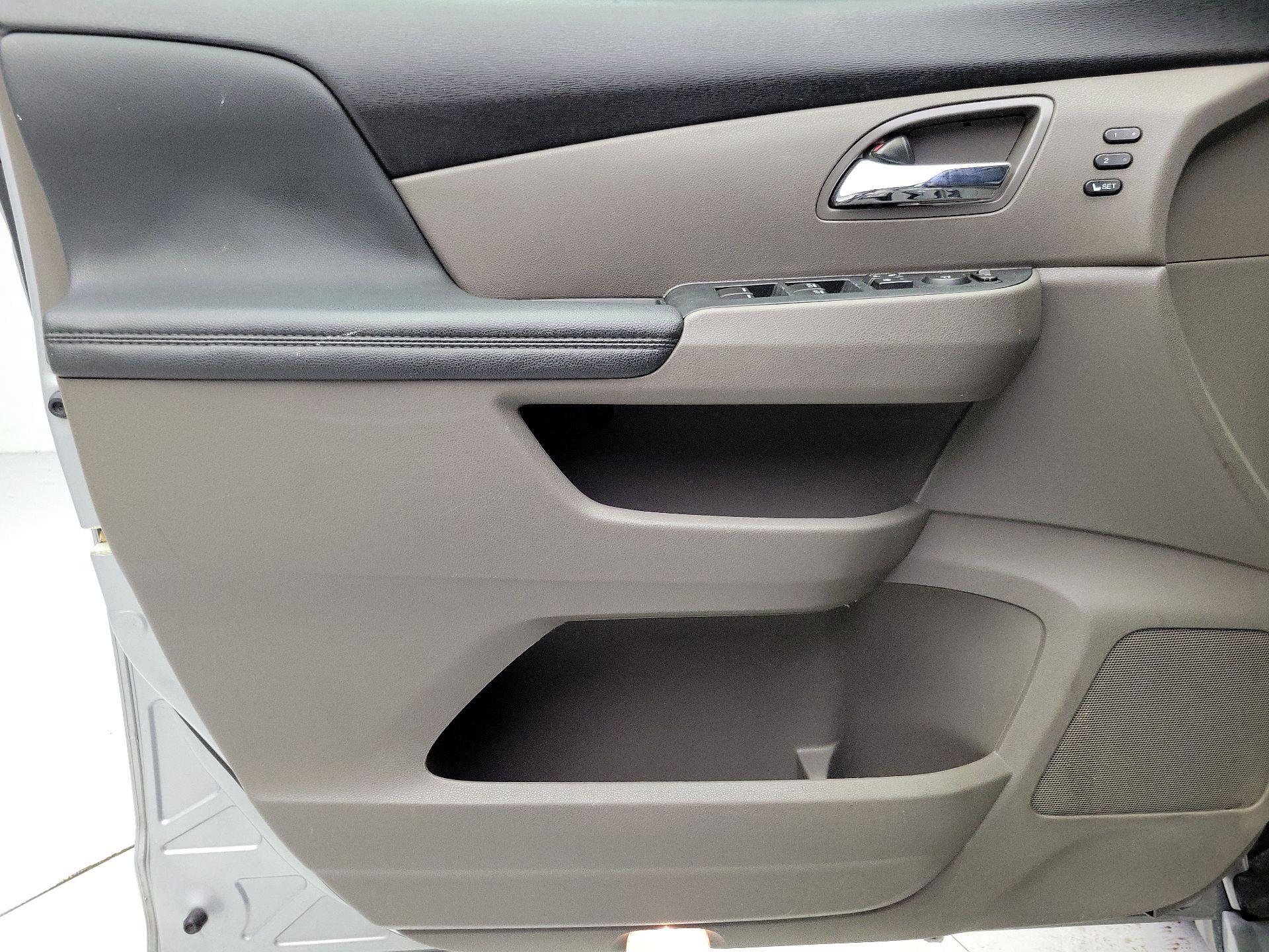 Thumbnail: 2016 Honda Odyssey - 12