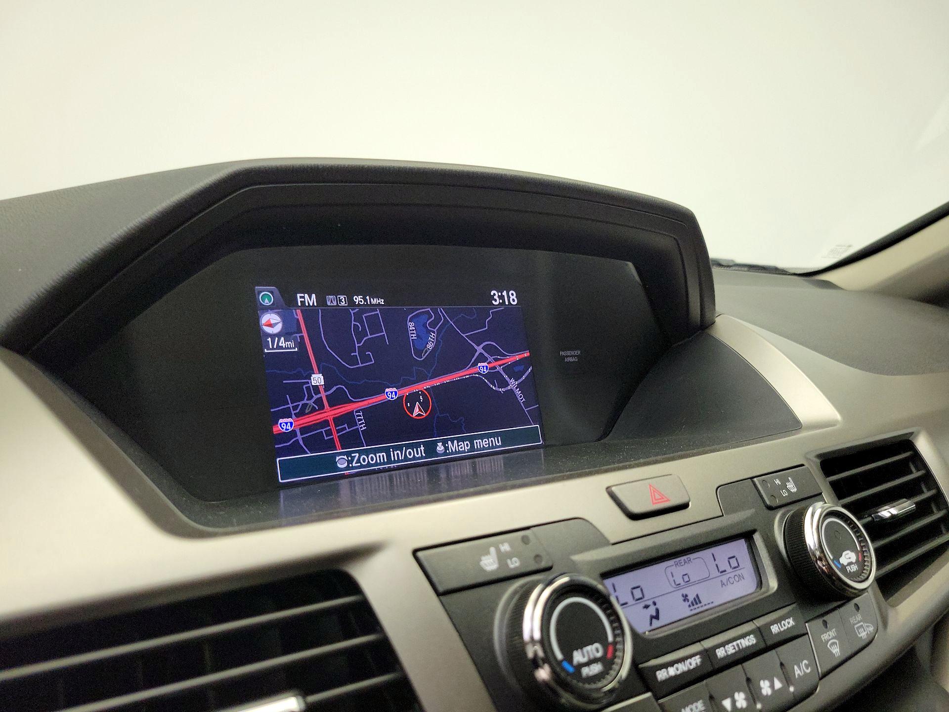 Thumbnail: 2016 Honda Odyssey - 14