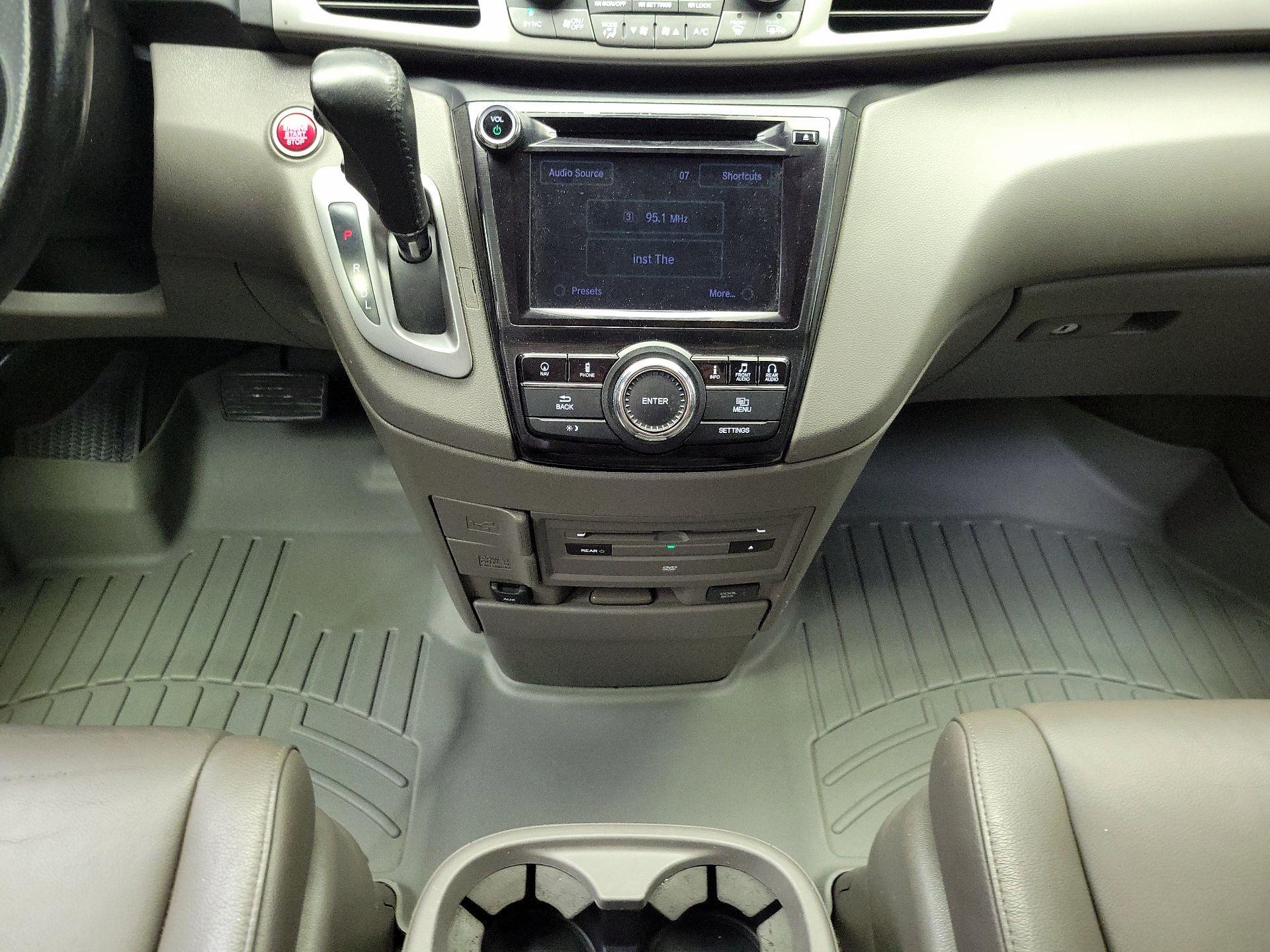 Thumbnail: 2016 Honda Odyssey - 18