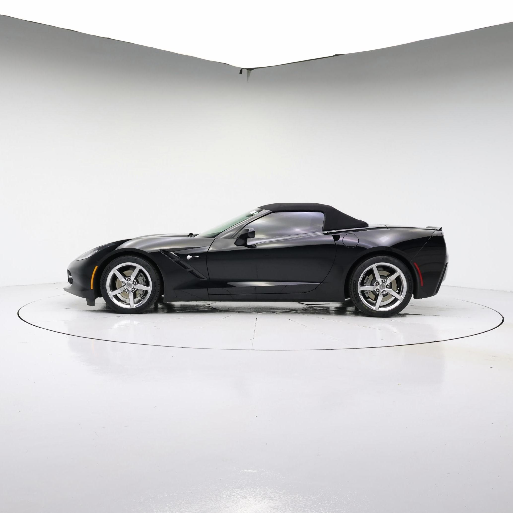 Thumbnail: 2015 Chevrolet Corvette - 3