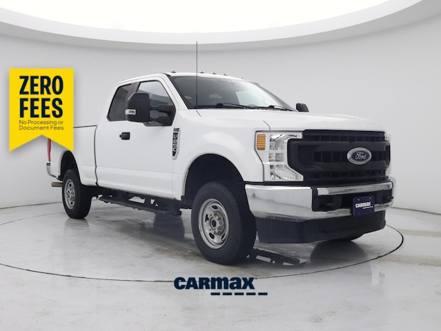 White 2022 Ford F-250 Super Duty Pickup Truck Four-Wheel Drive Automatic