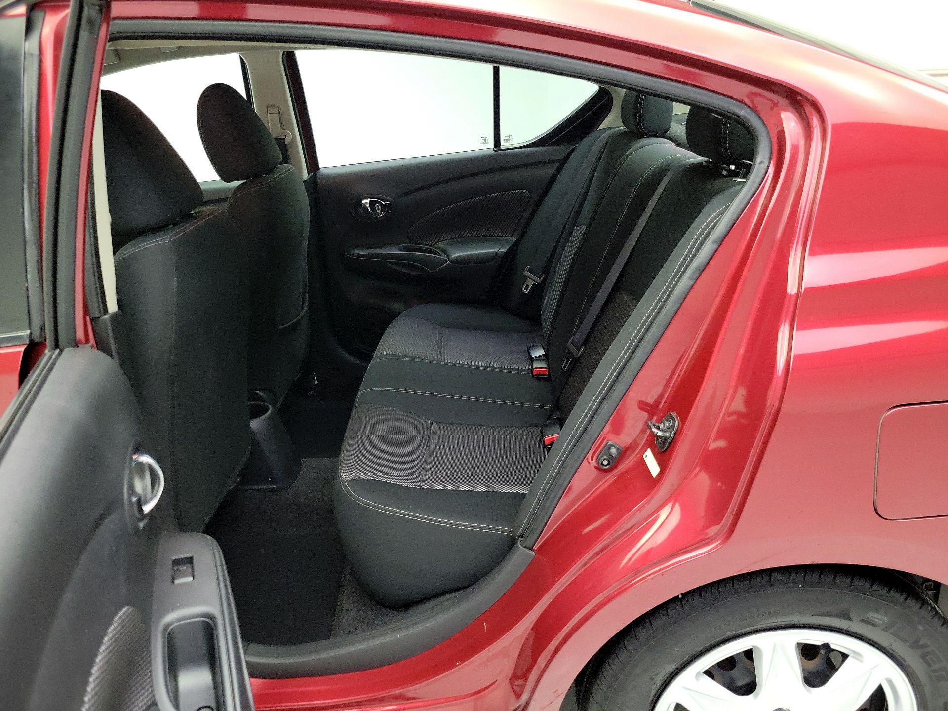 Thumbnail: 2017 Nissan Versa - 18