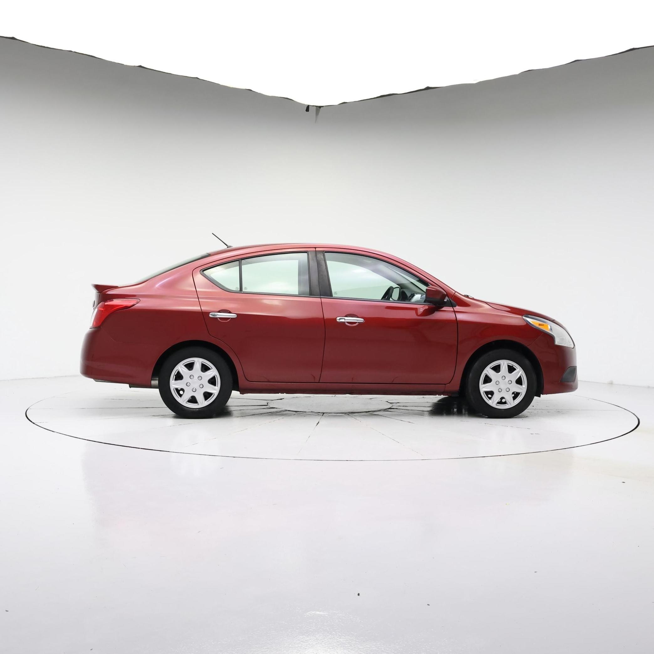 Thumbnail: 2017 Nissan Versa - 7