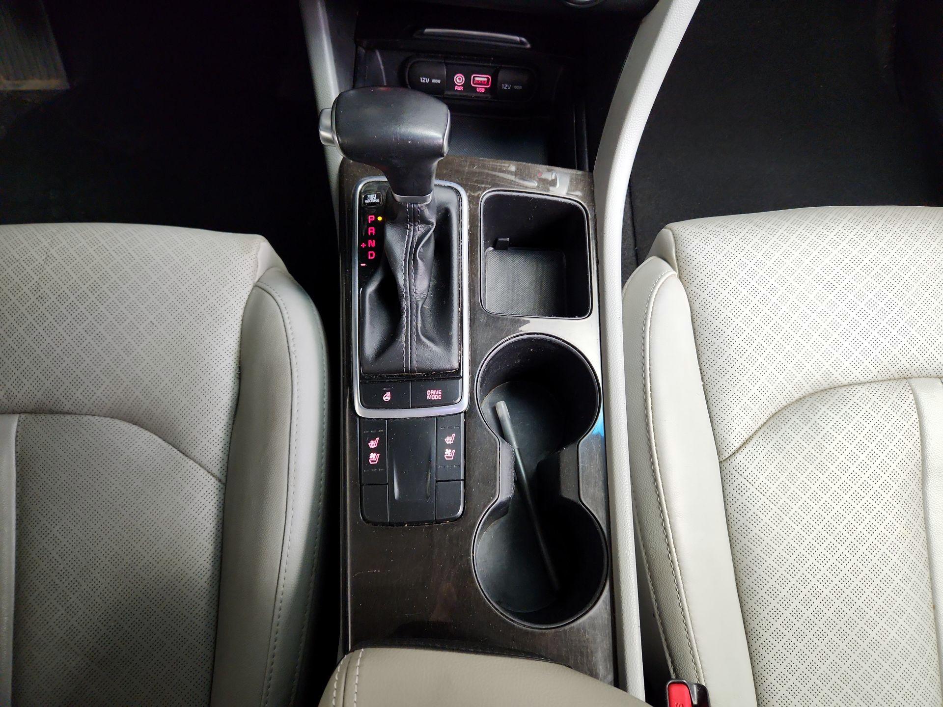 Thumbnail: 2016 Kia Optima - 18