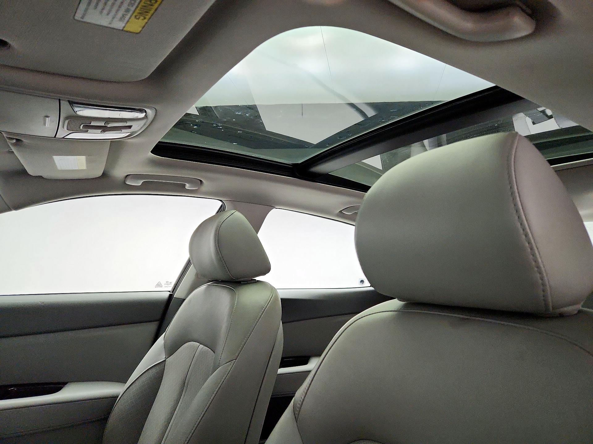 Thumbnail: 2016 Kia Optima - 20