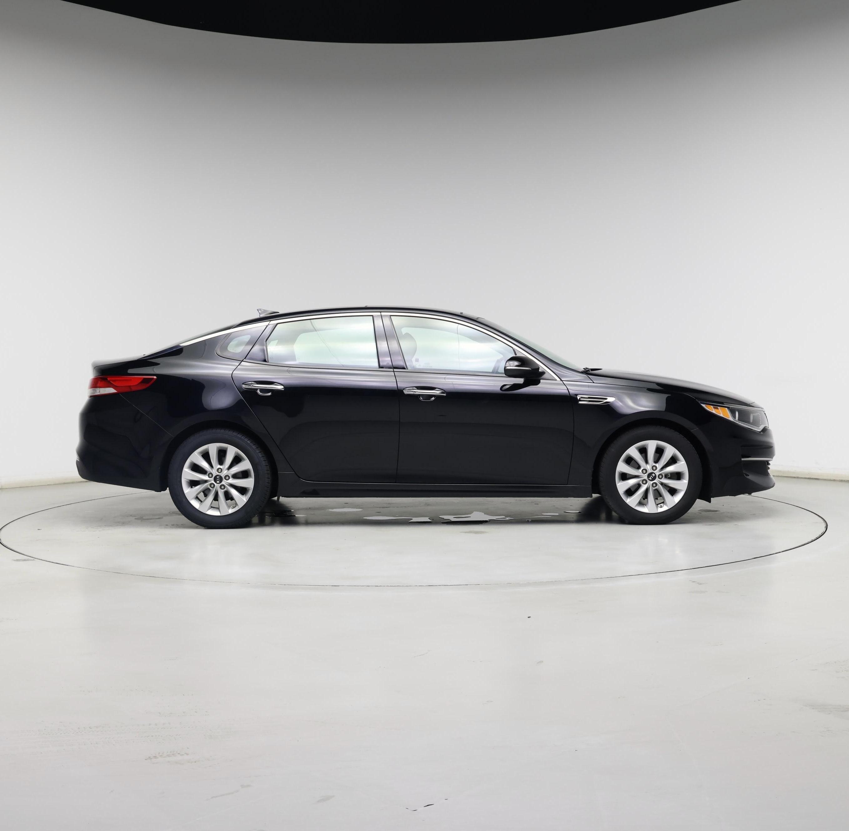 Thumbnail: 2016 Kia Optima - 7