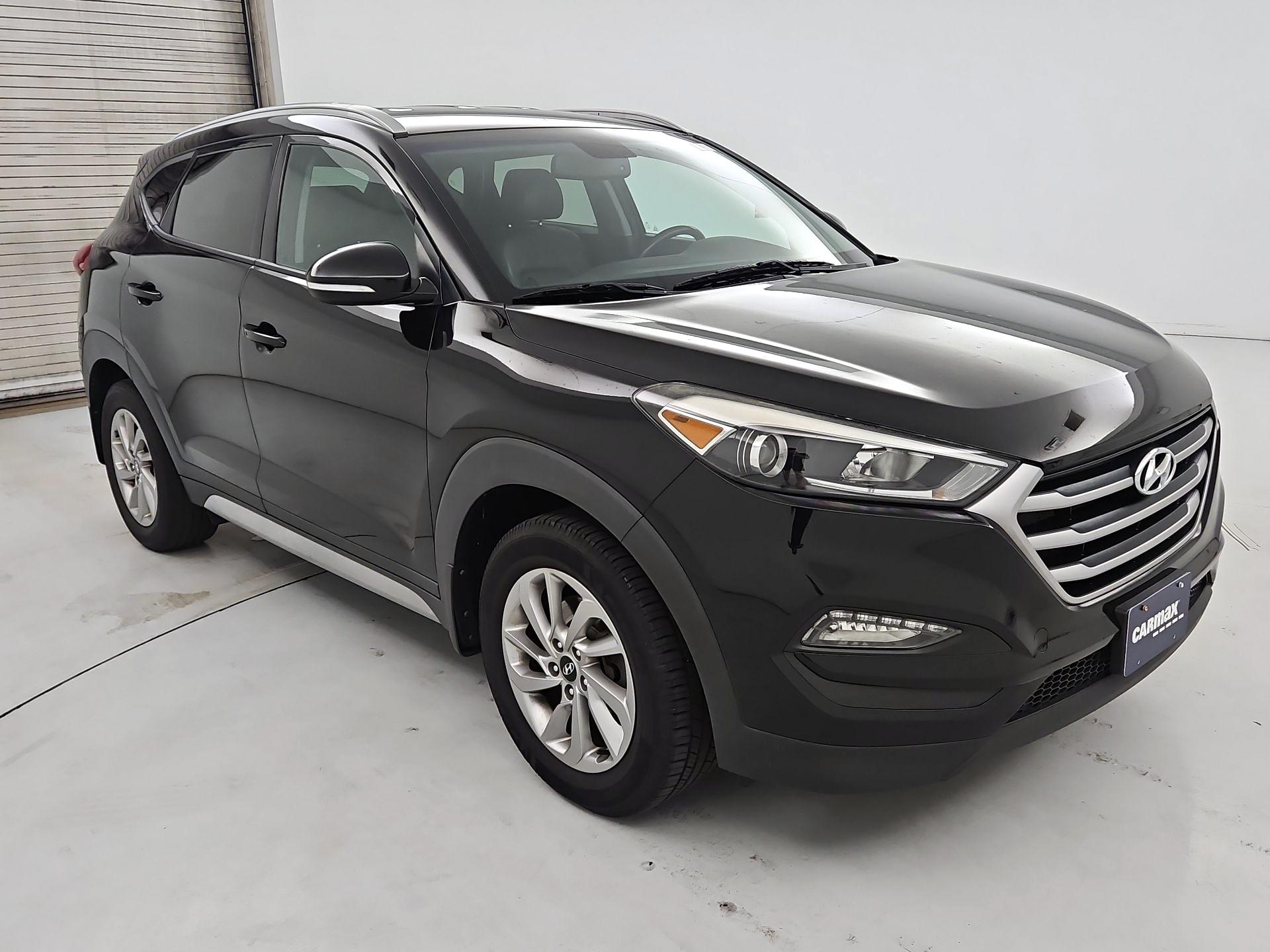 Thumbnail: 2017 Hyundai Tucson - 1