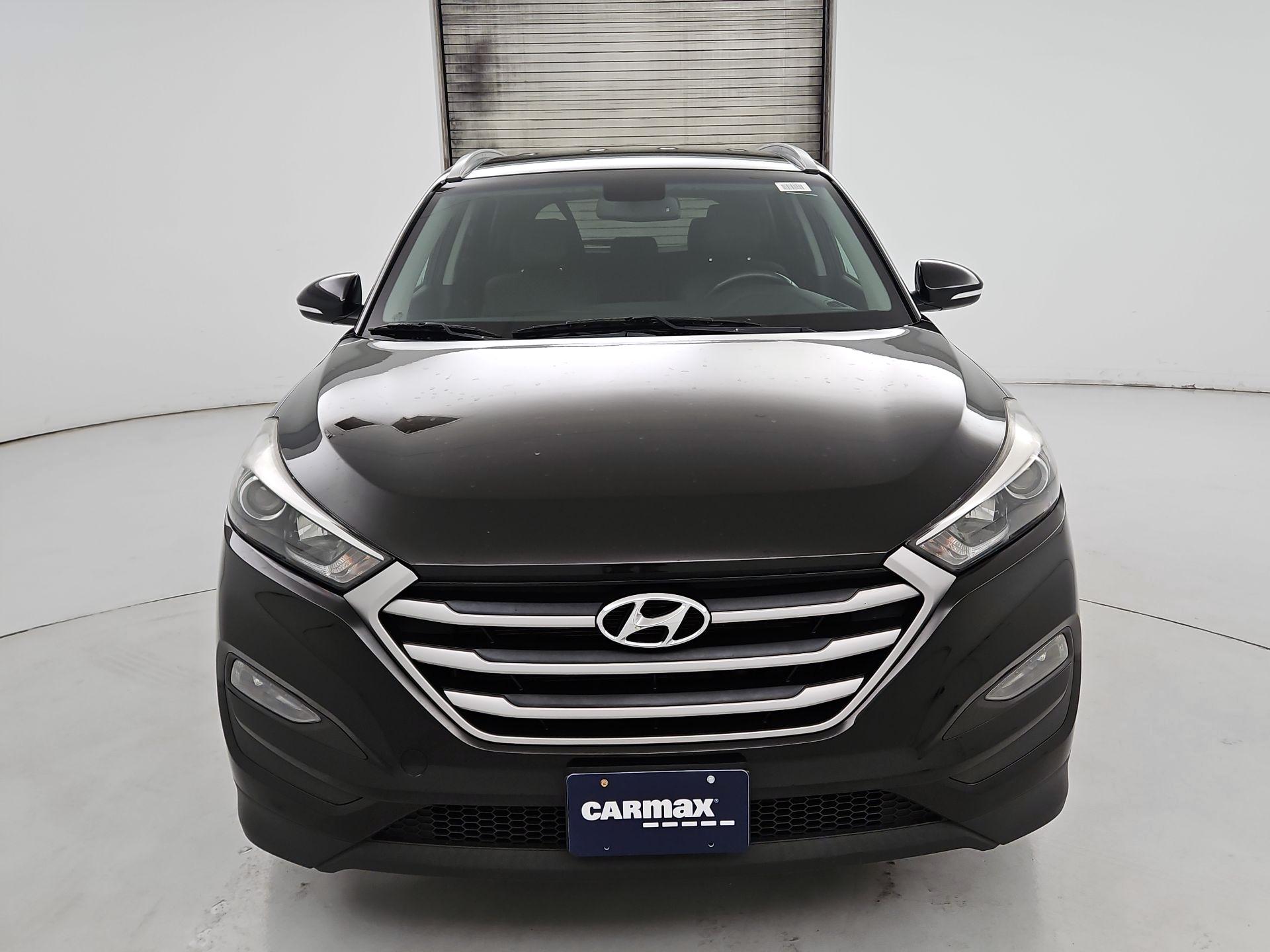 Thumbnail: 2017 Hyundai Tucson - 2