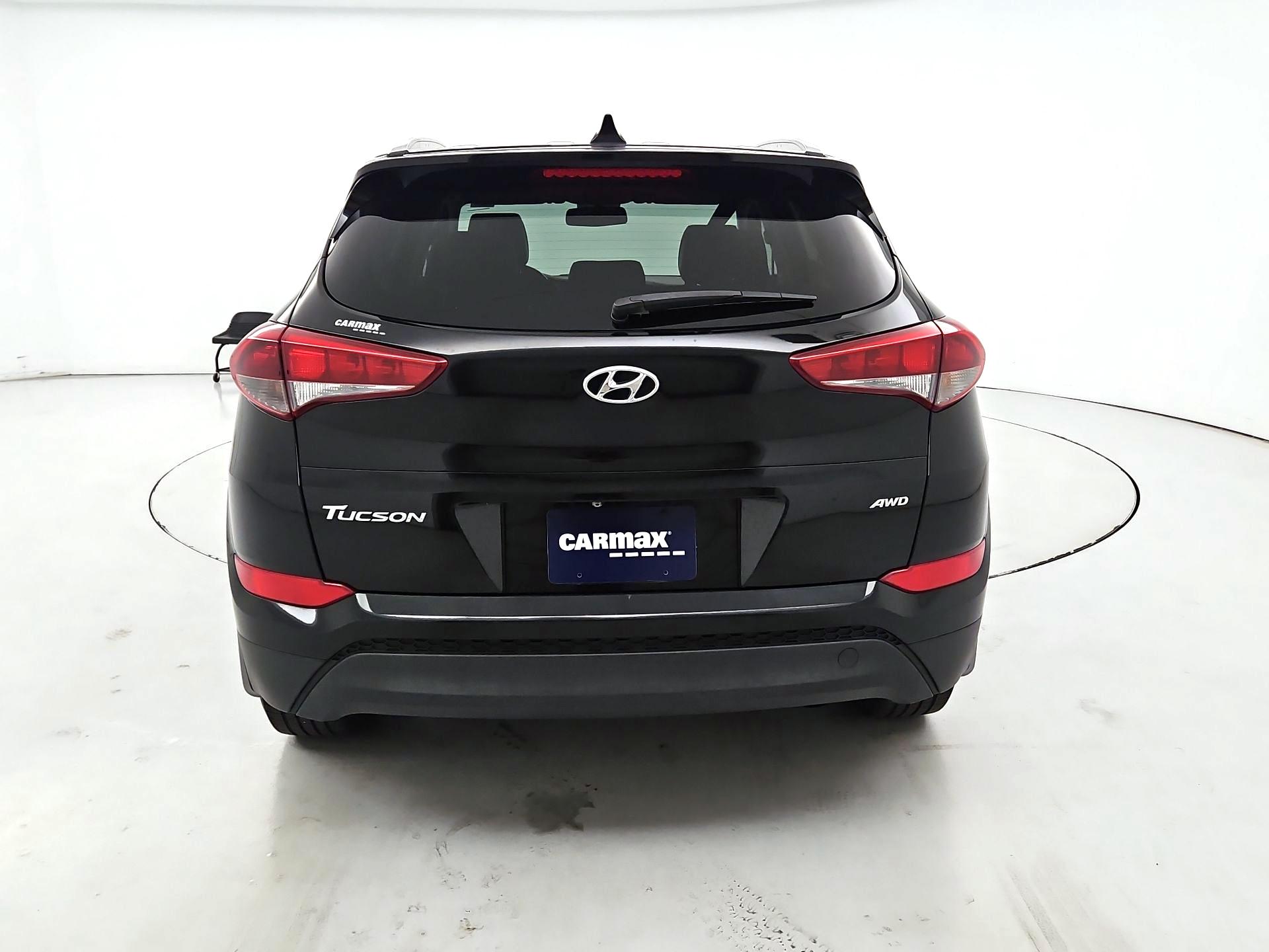 Thumbnail: 2017 Hyundai Tucson - 6