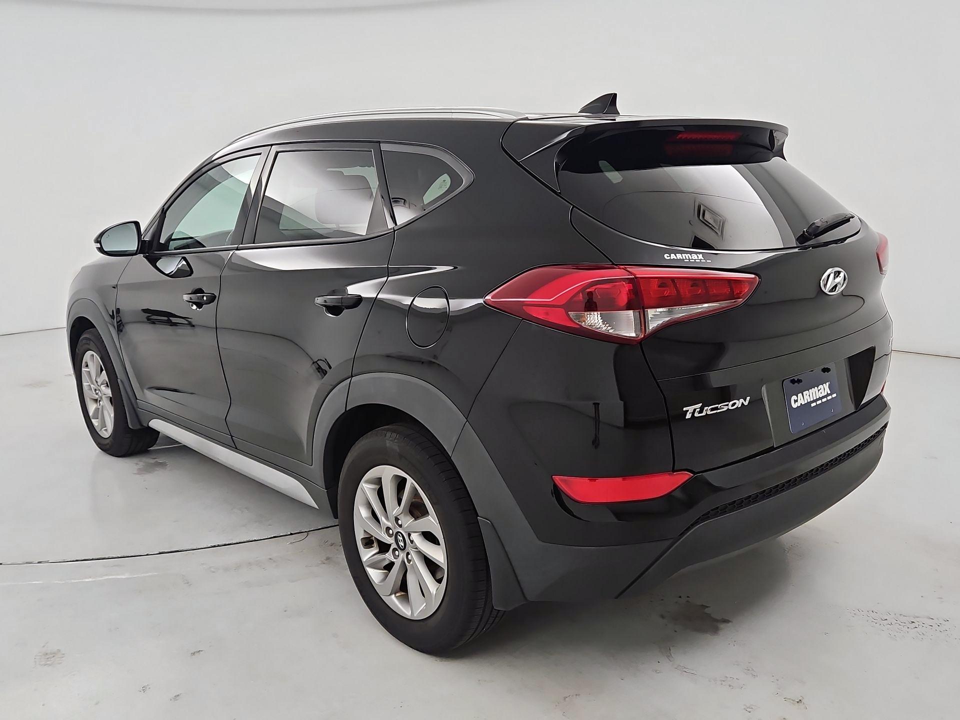 Thumbnail: 2017 Hyundai Tucson - 7