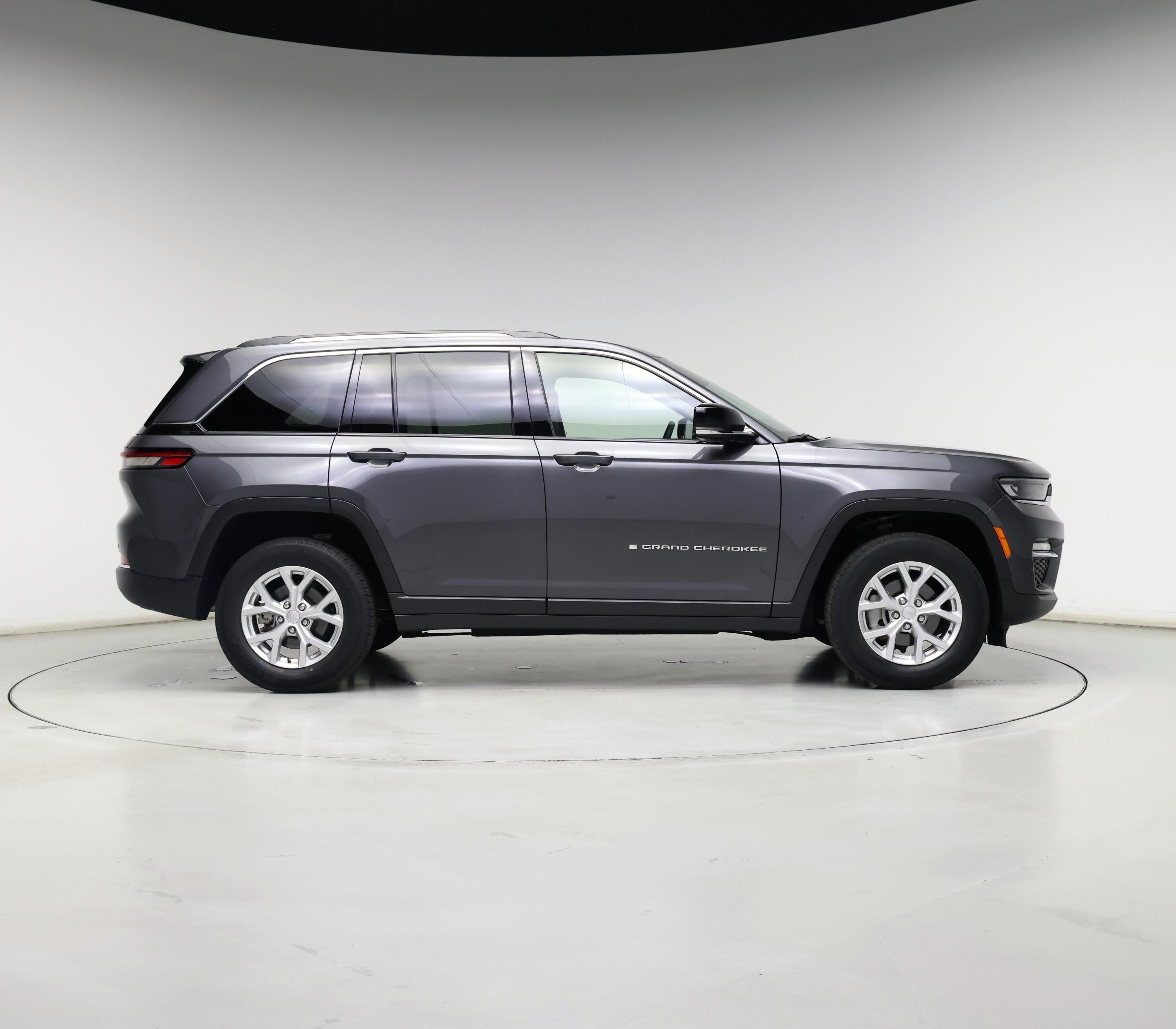 Thumbnail: 2023 Jeep Grand Cherokee - 7