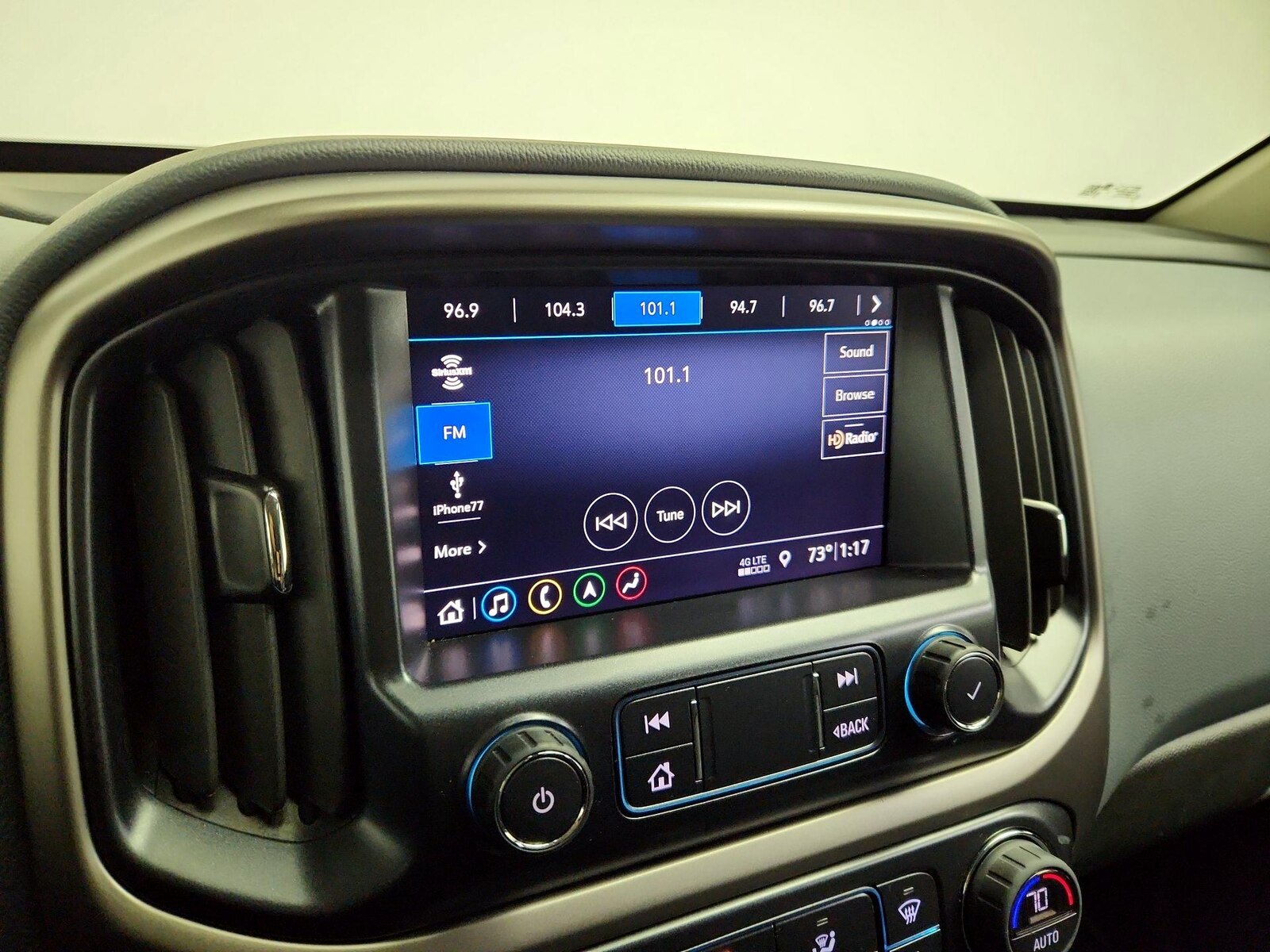2022 Chevrolet Colorado Z71 - Photo 17
