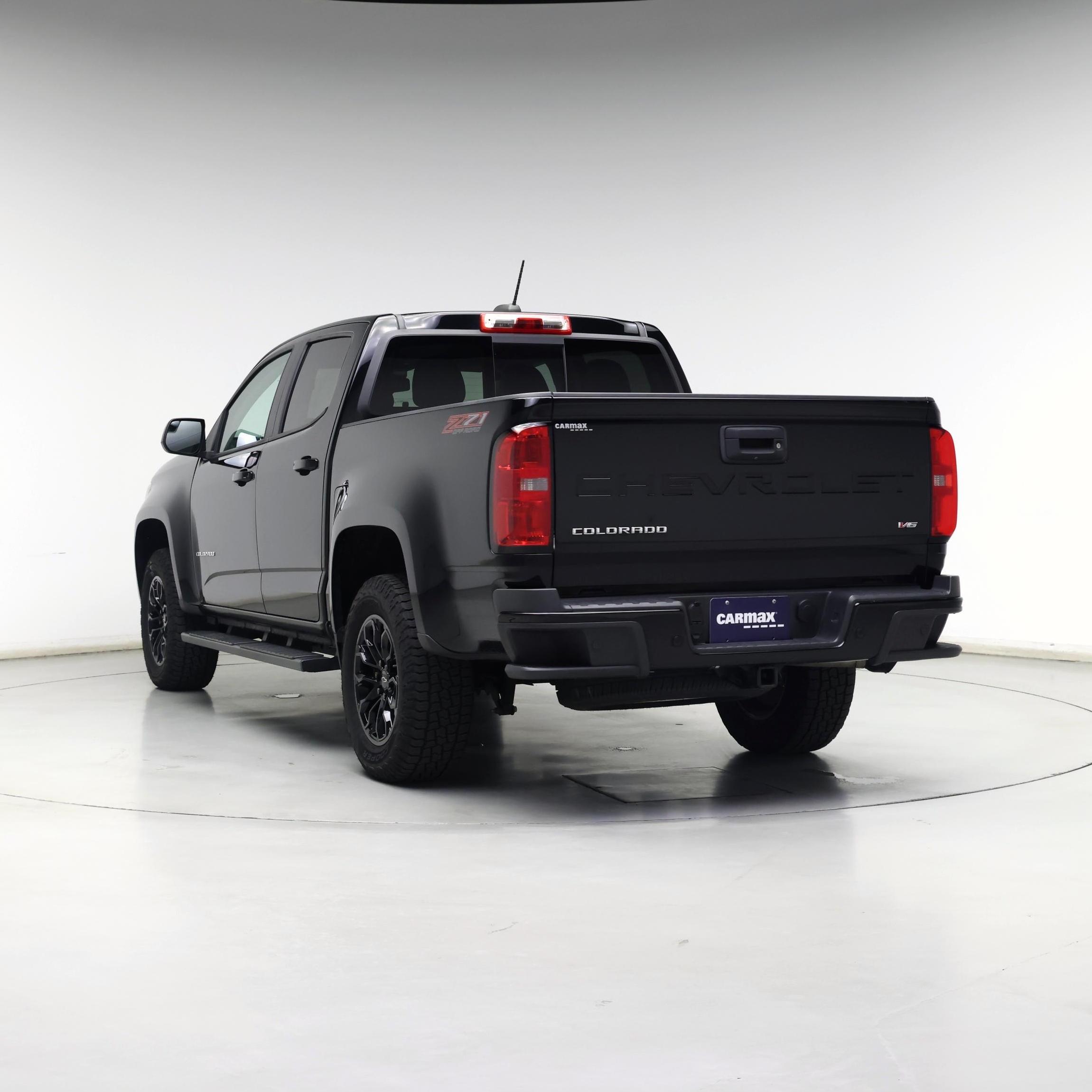 Thumbnail: 2022 Chevrolet Colorado - 6