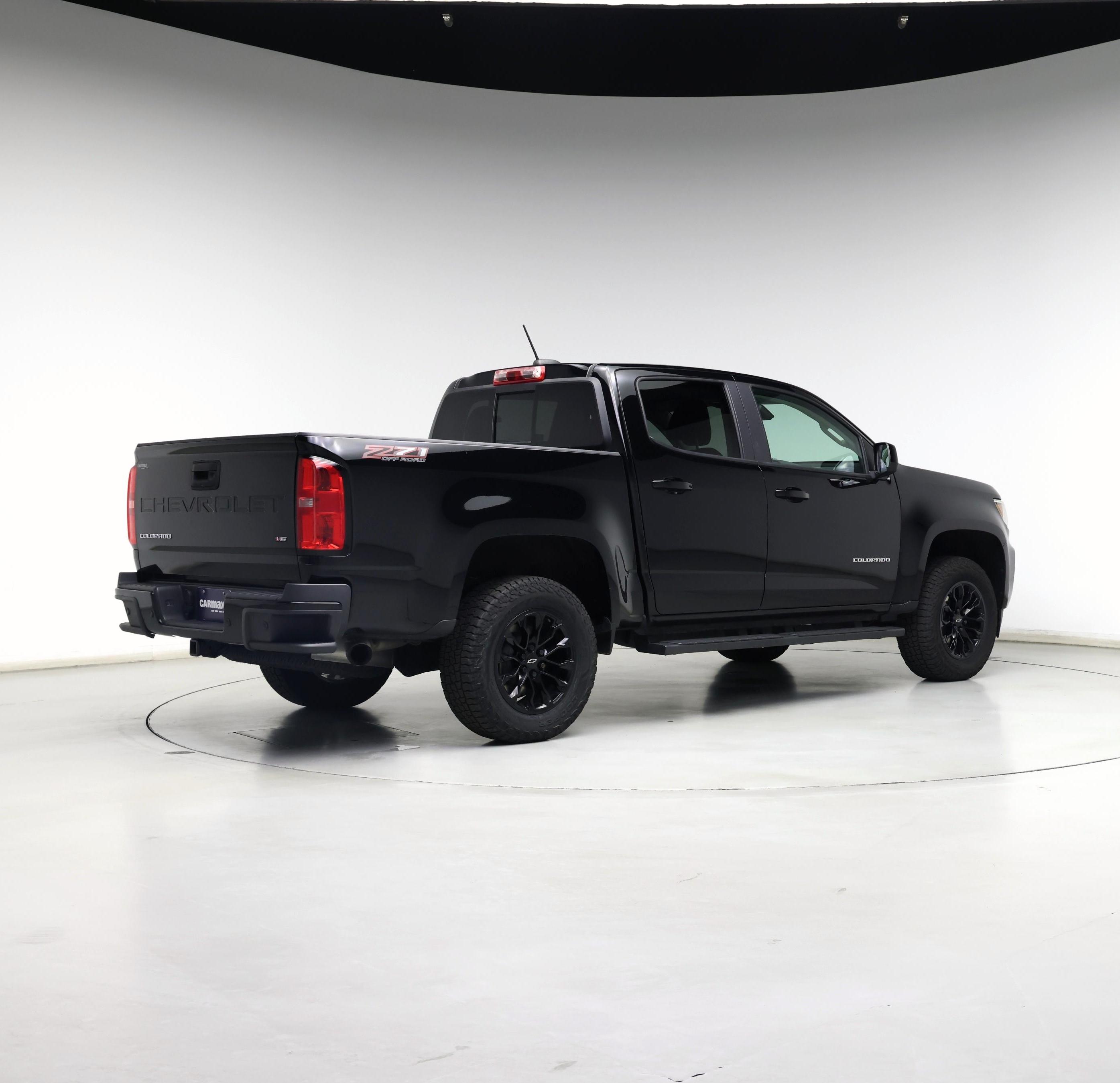 Thumbnail: 2022 Chevrolet Colorado - 8
