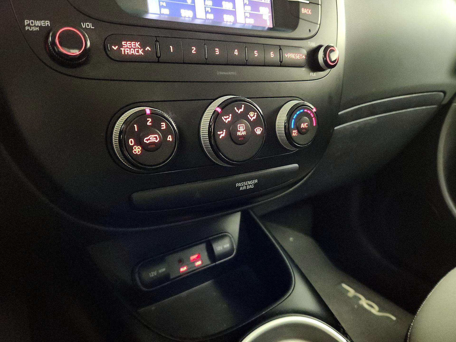 Thumbnail: 2018 Kia Soul - 15