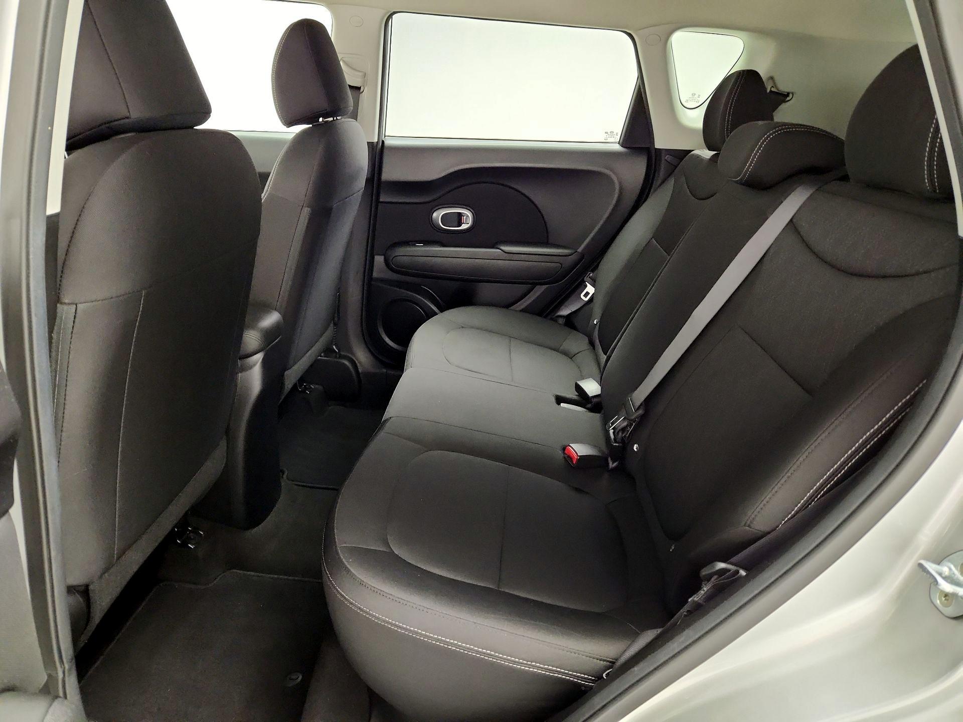 Thumbnail: 2018 Kia Soul - 18