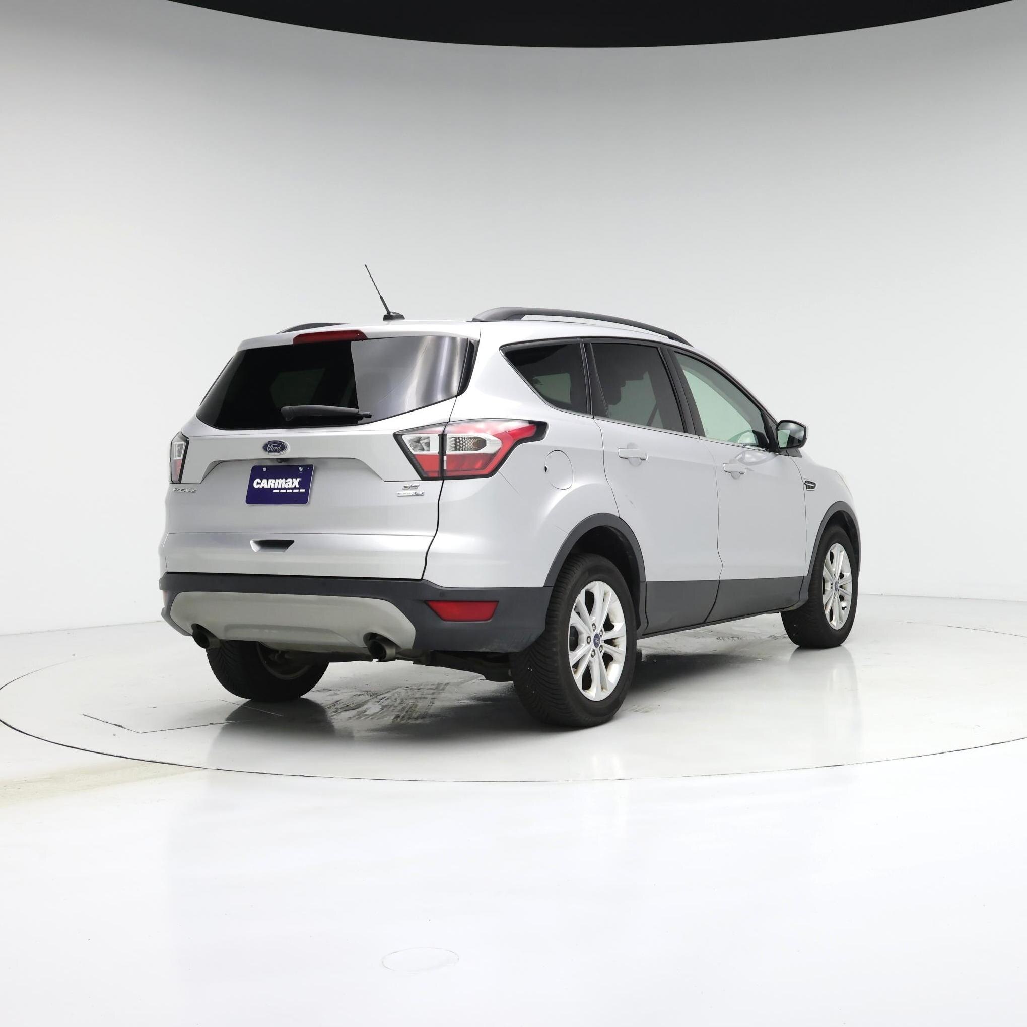 Thumbnail: 2017 Ford Escape - 8
