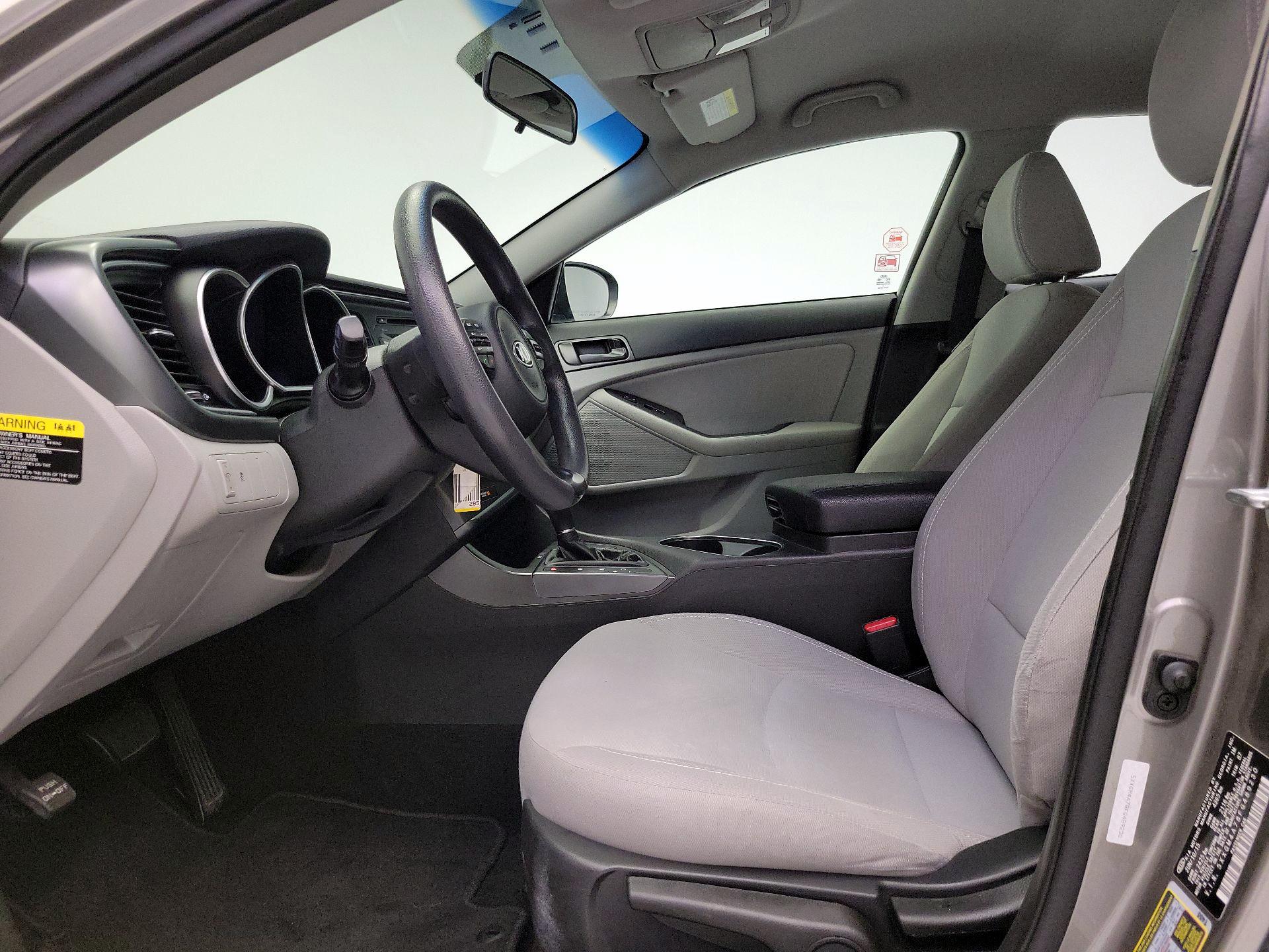 Thumbnail: 2015 Kia Optima - 11