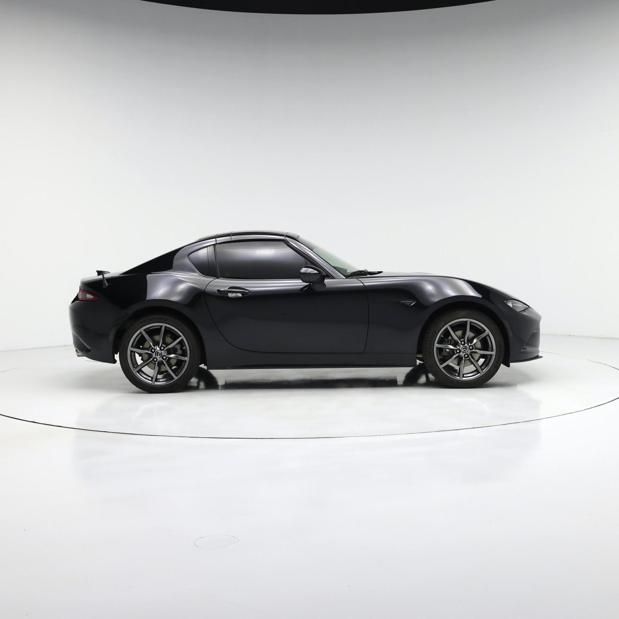 Thumbnail: 2019 Mazda MX-5 Miata - 3